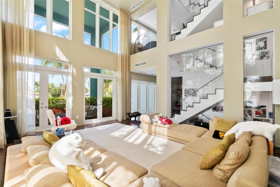 AQUA AT ALLISON ISLAND - Residential