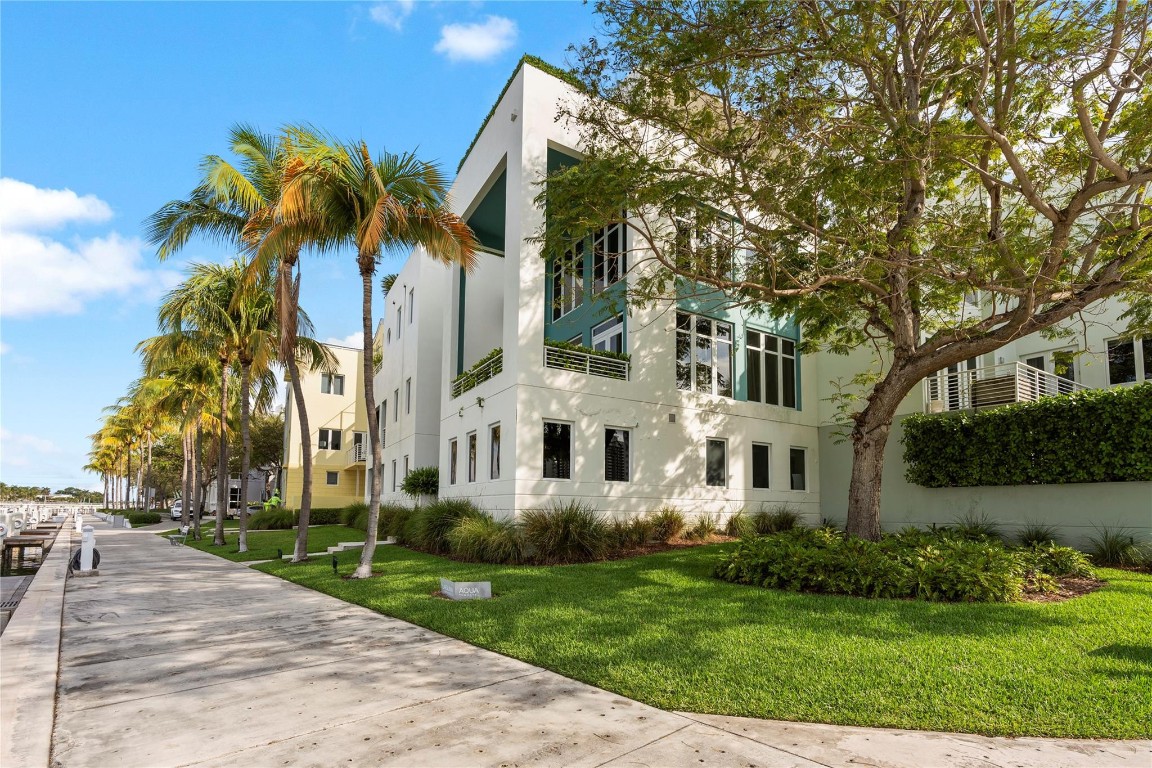 AQUA AT ALLISON ISLAND - Residential