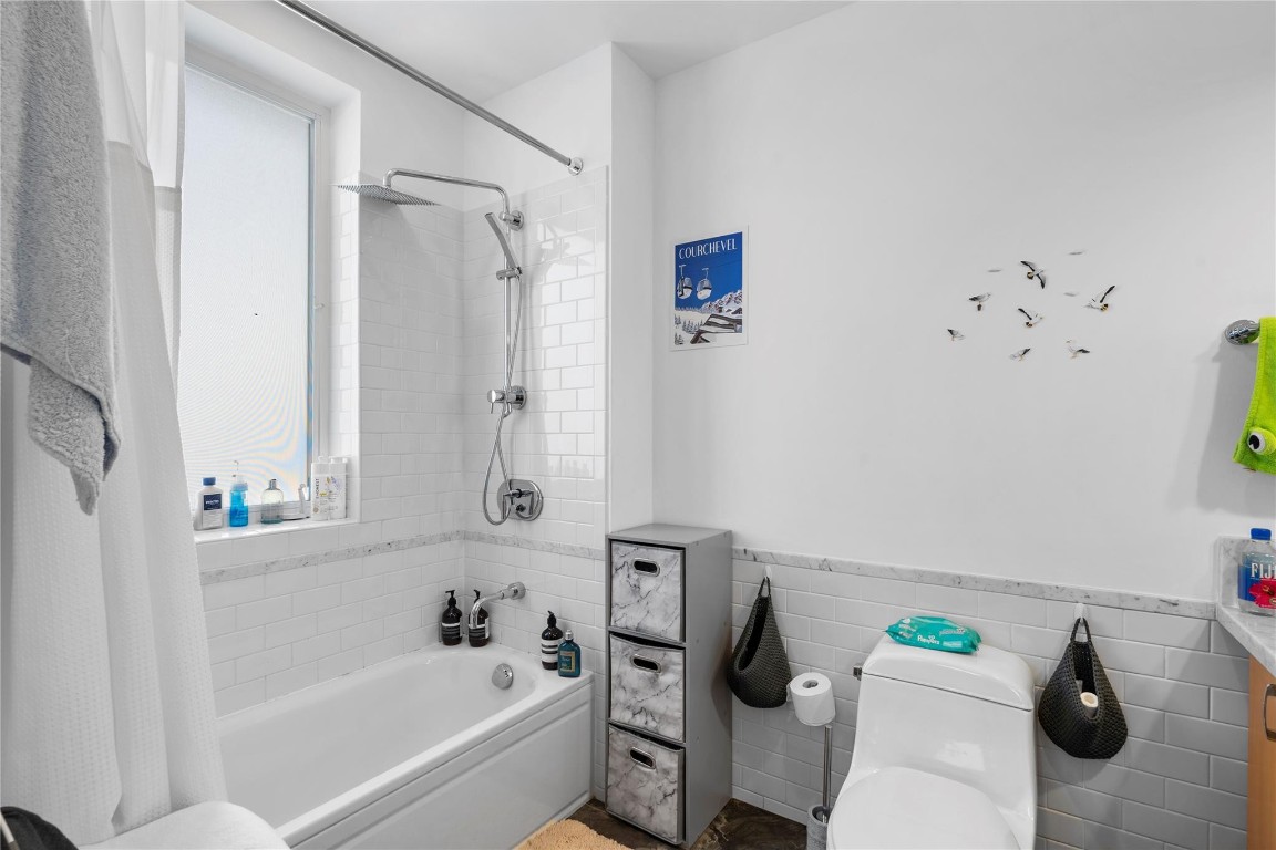 AQUA AT ALLISON ISLAND - Residential