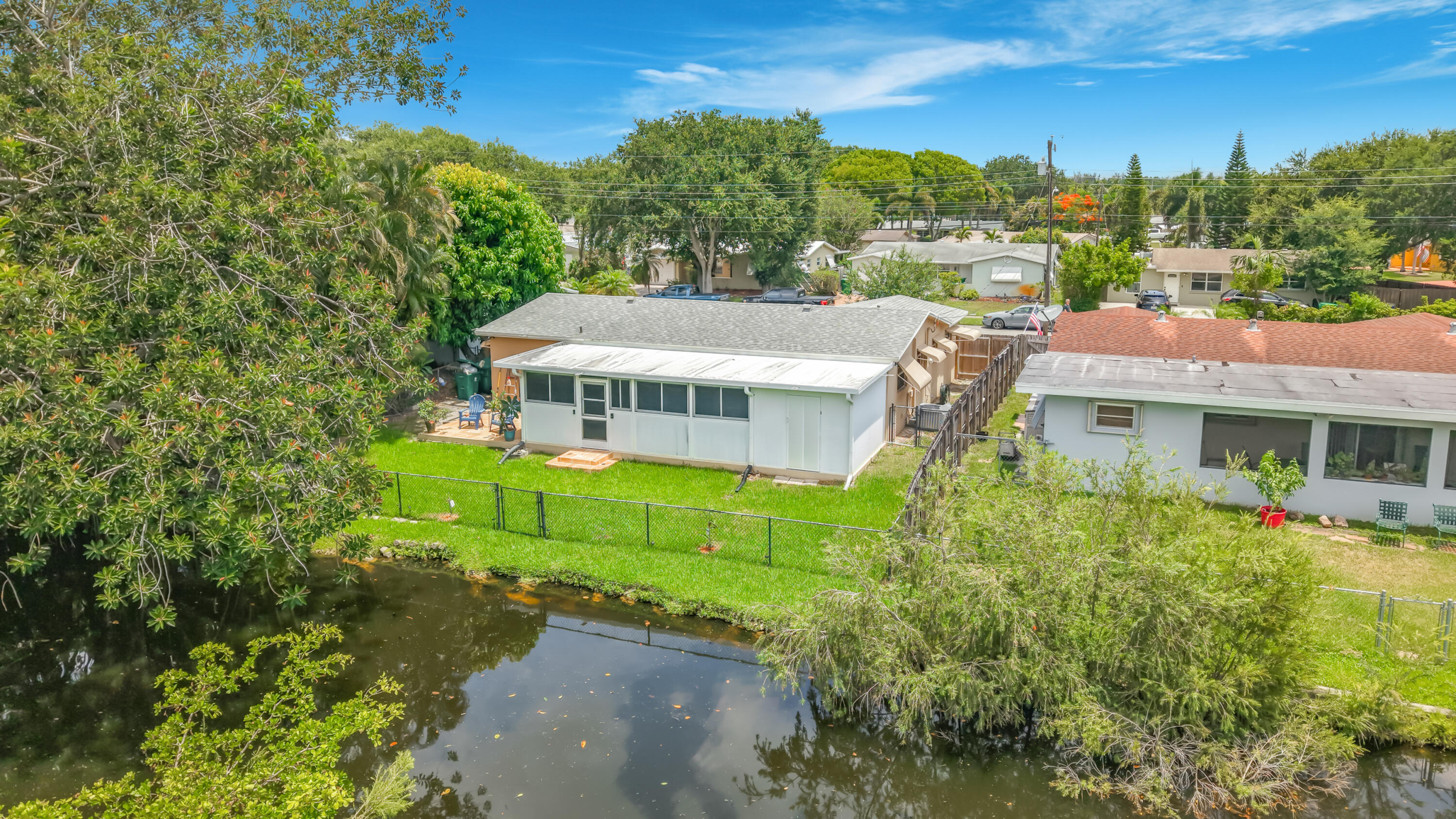 SUMMERTIME ISLES - Residential