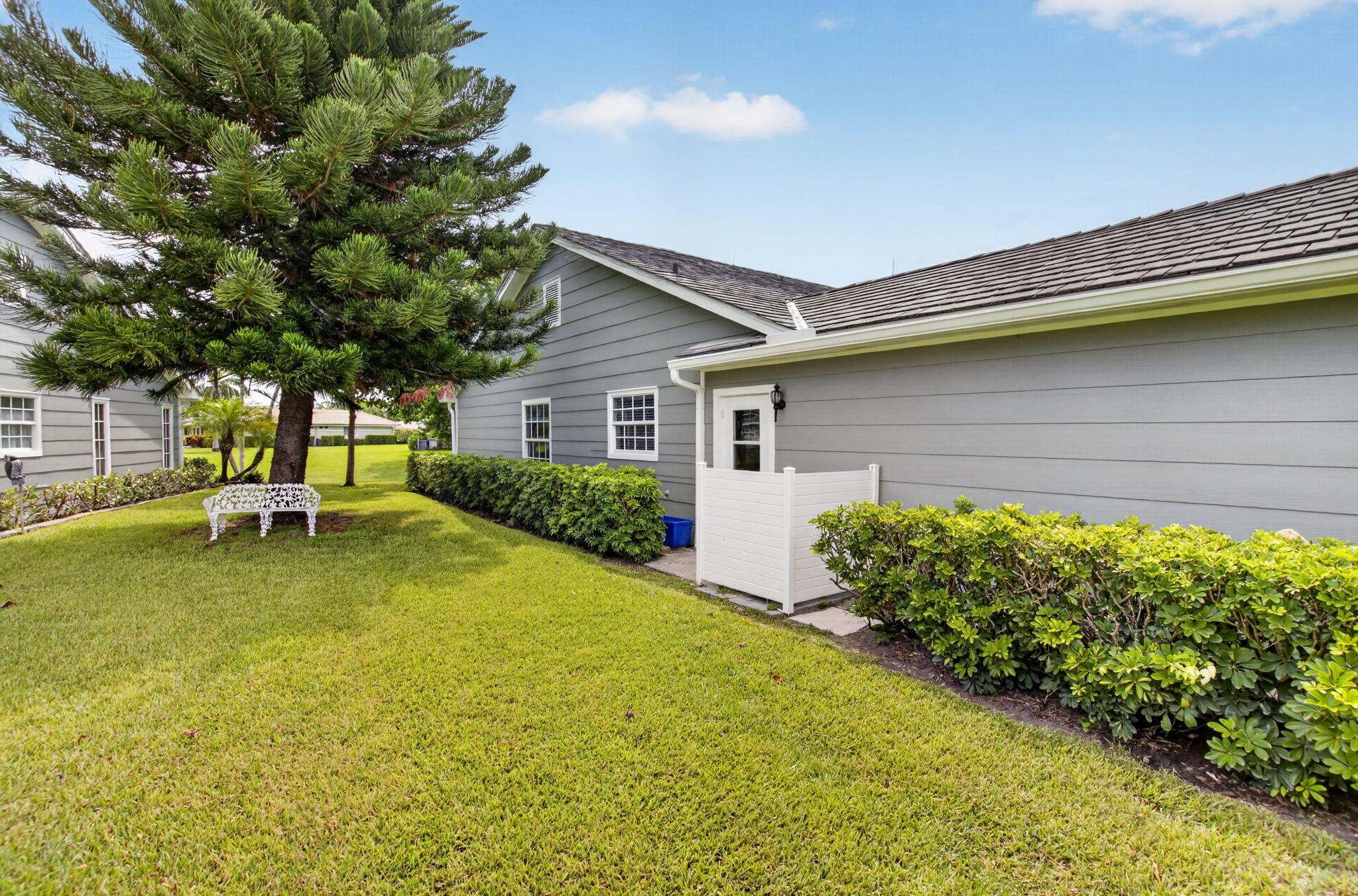 DELRAY DUNES HOLLY VILLAS CONDO - Residential