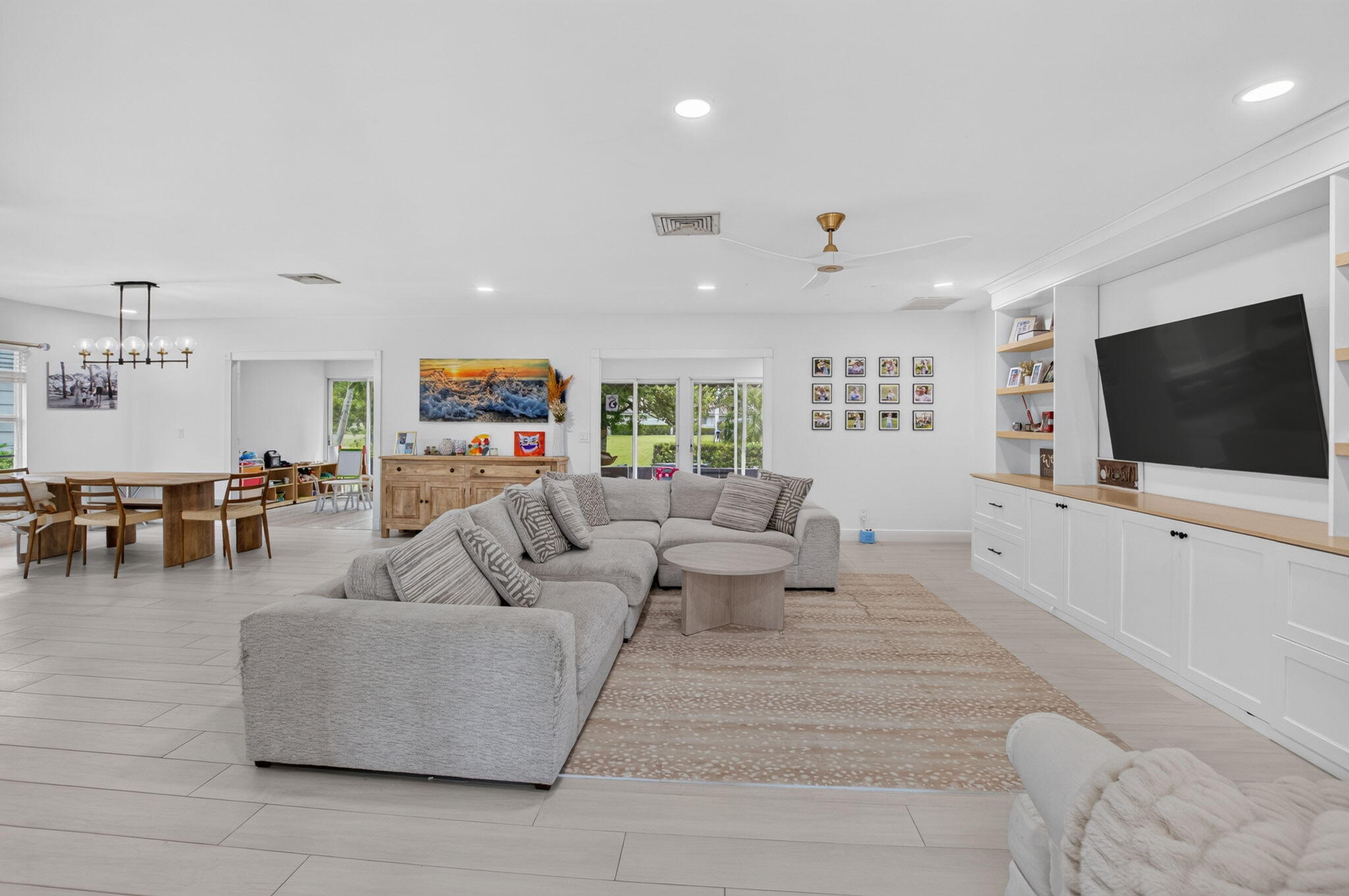 DELRAY DUNES HOLLY VILLAS CONDO - Residential