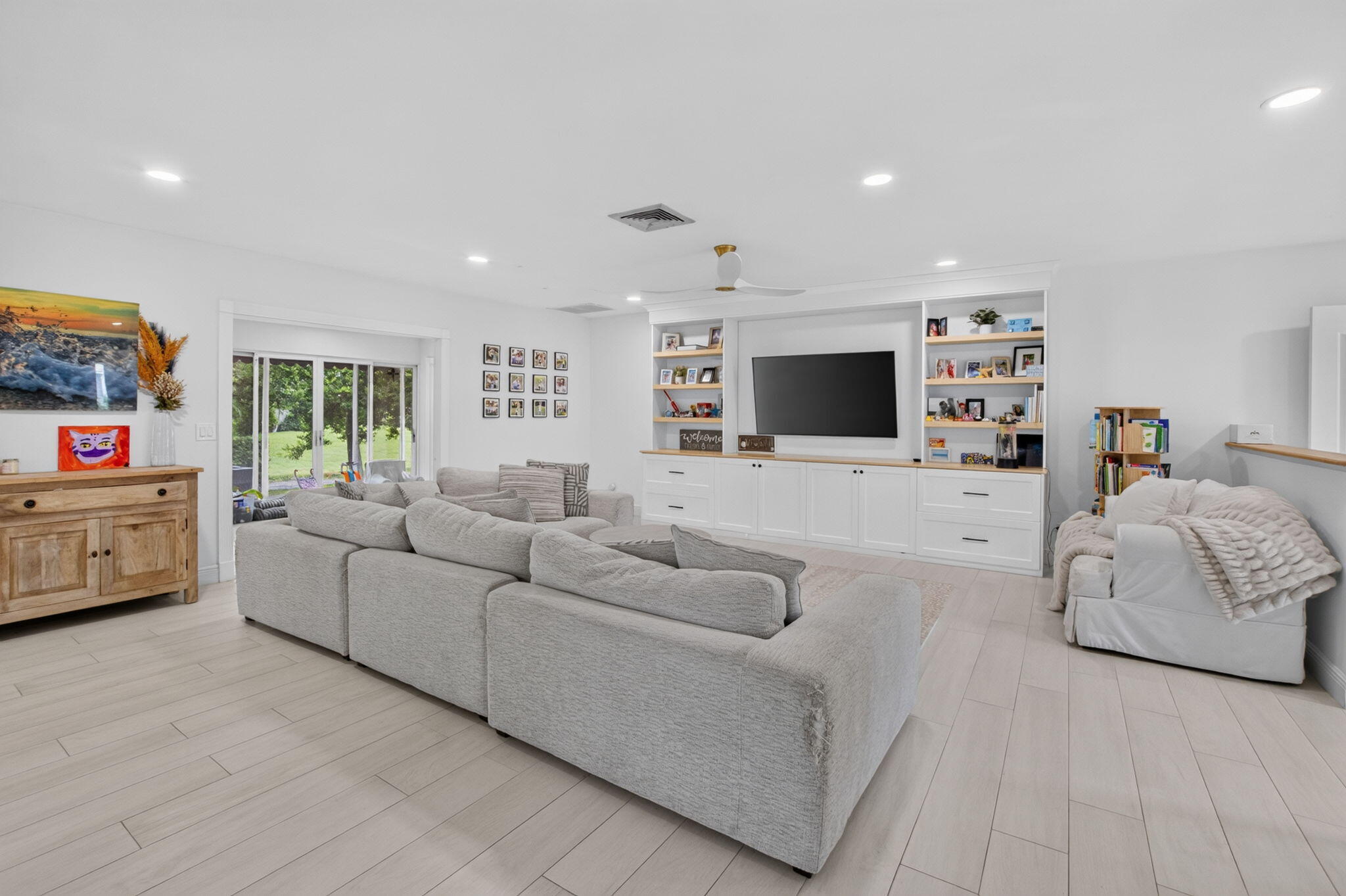 DELRAY DUNES HOLLY VILLAS CONDO - Residential