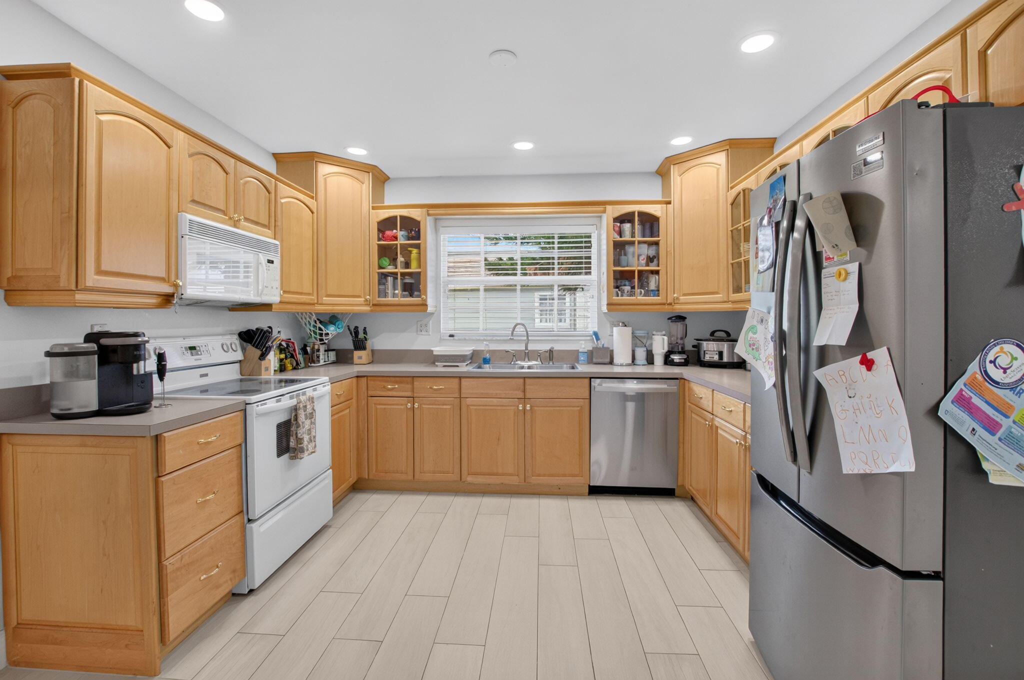 DELRAY DUNES HOLLY VILLAS CONDO - Residential