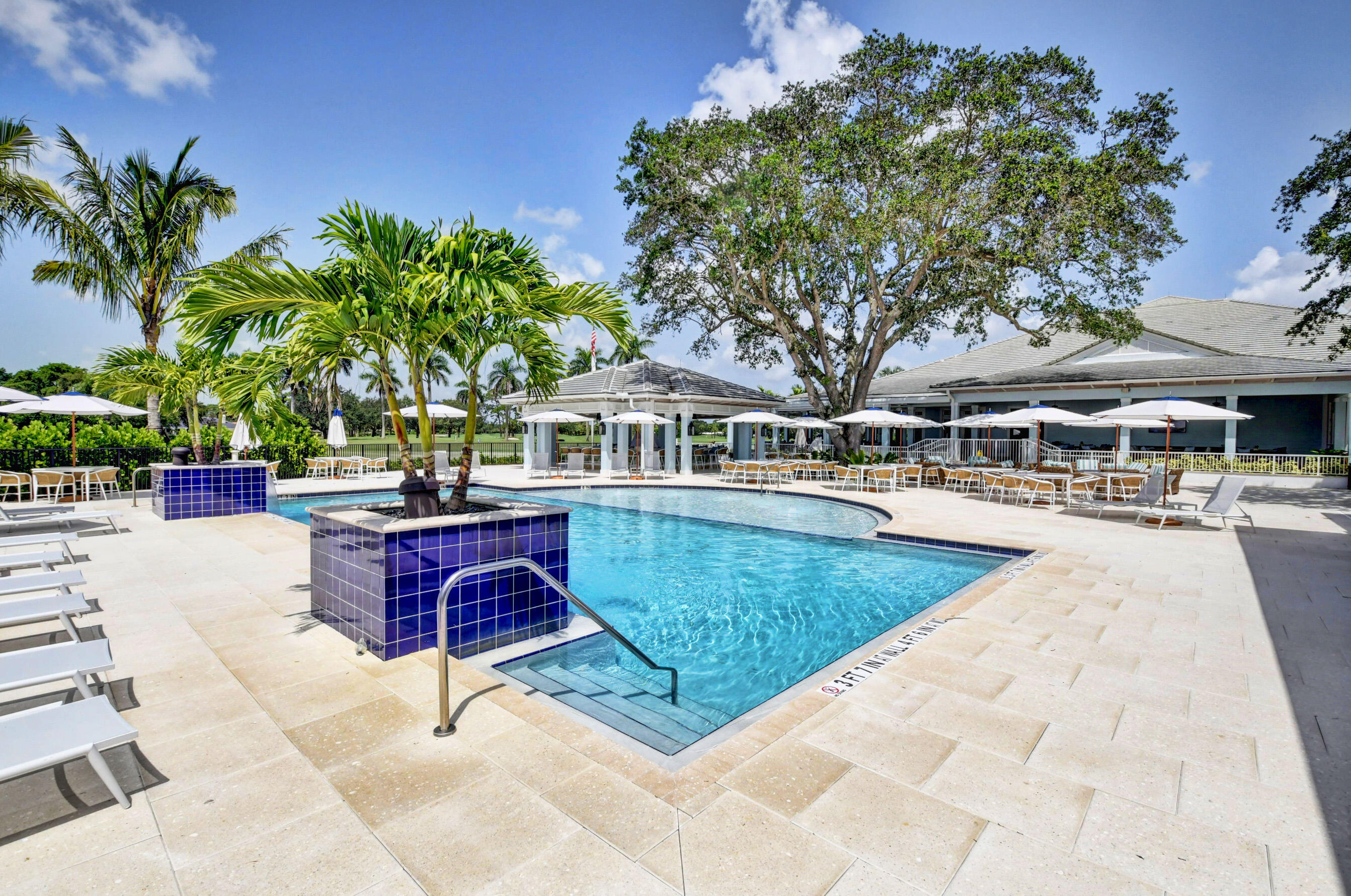 DELRAY DUNES HOLLY VILLAS CONDO - Residential