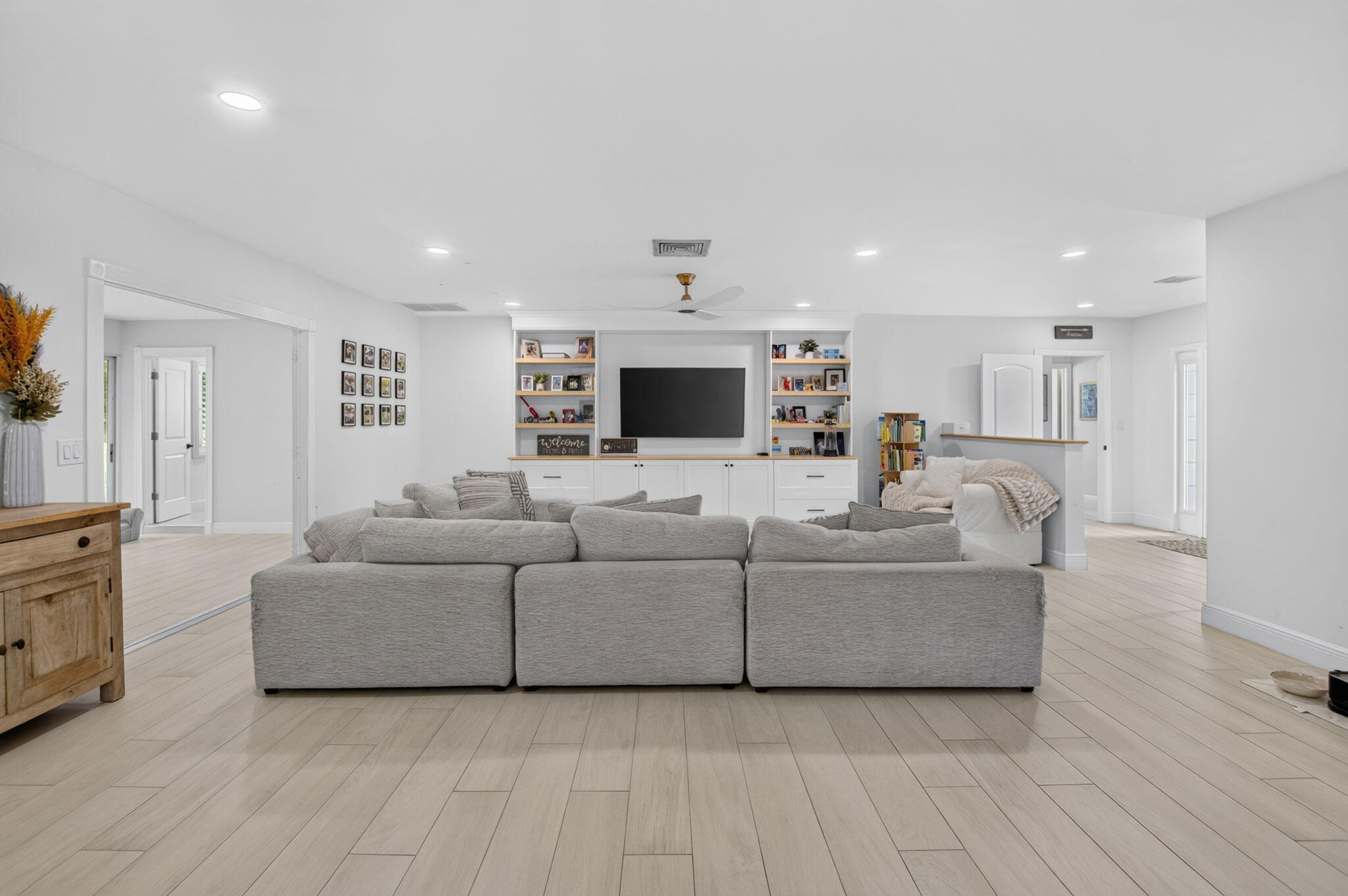 DELRAY DUNES HOLLY VILLAS CONDO - Residential