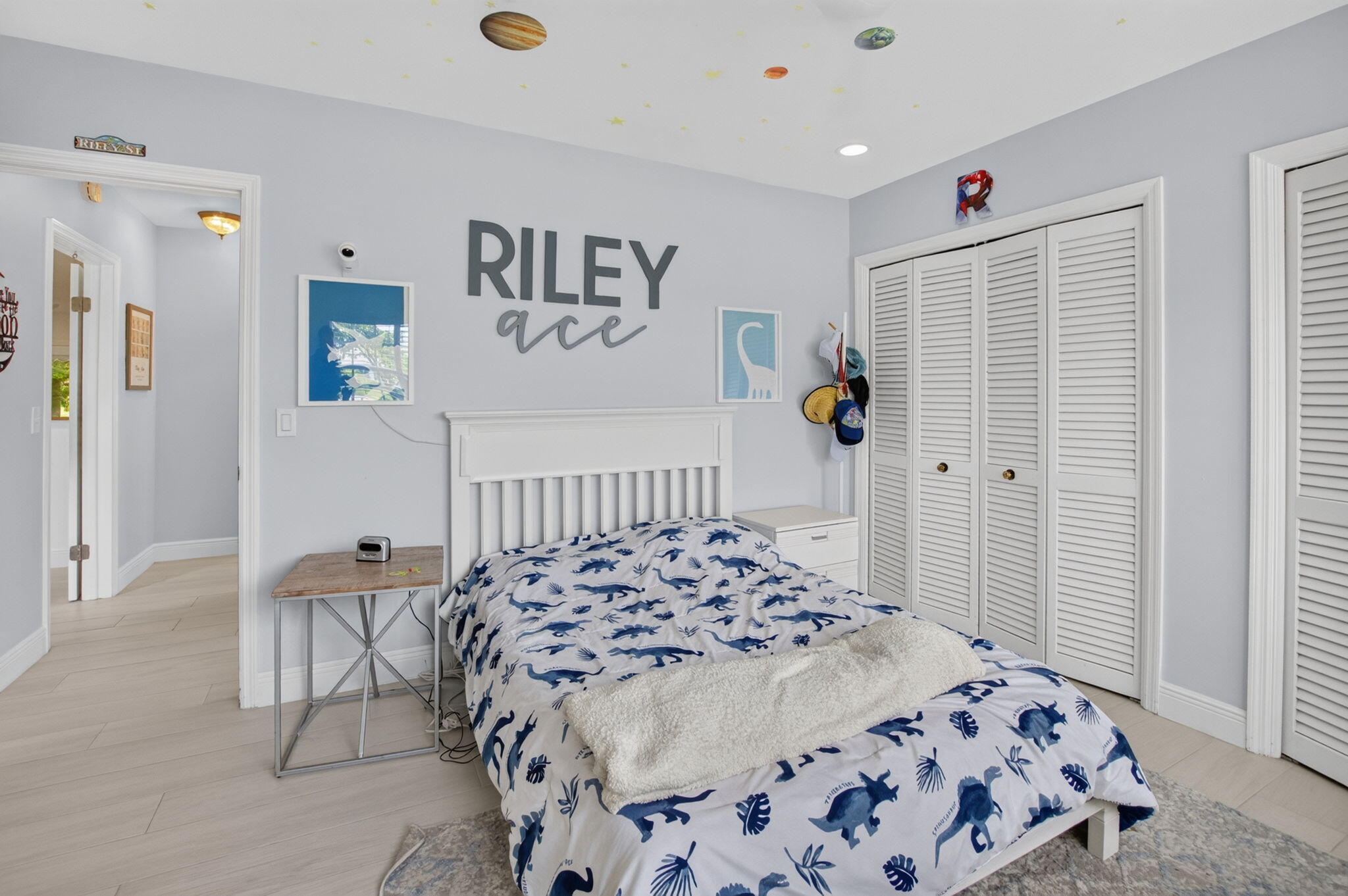 DELRAY DUNES HOLLY VILLAS CONDO - Residential