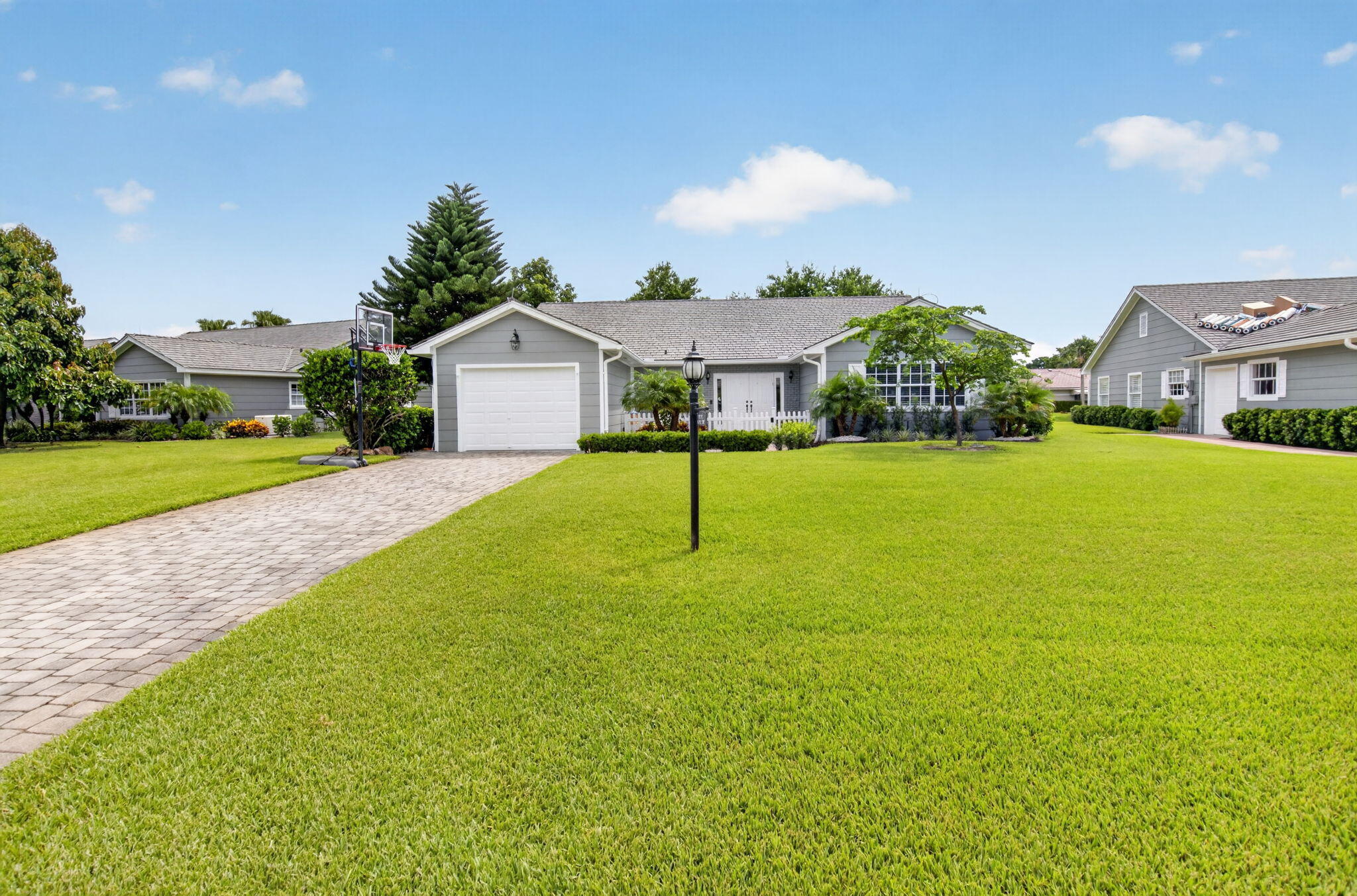 DELRAY DUNES HOLLY VILLAS CONDO - Residential