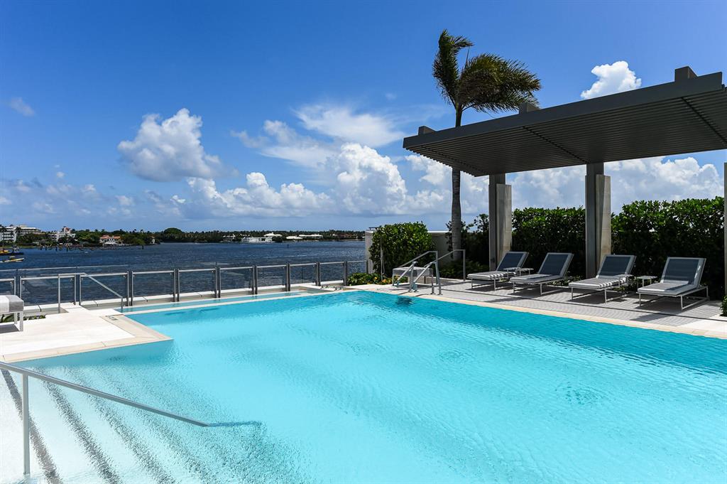 BRISTOL CONDO - Residential