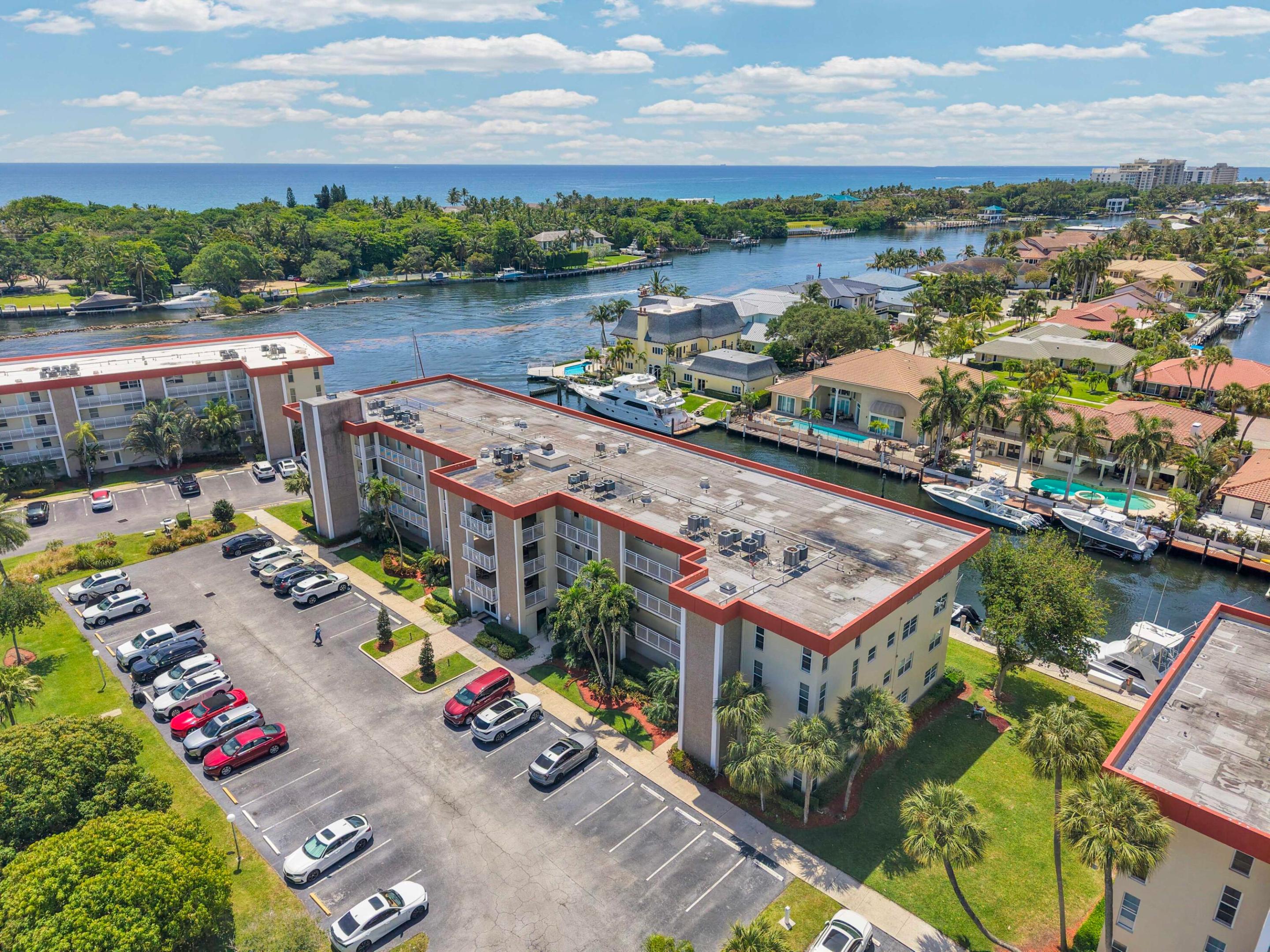 NO 1 PALM-AIRE AT CORAL KEY - Residential