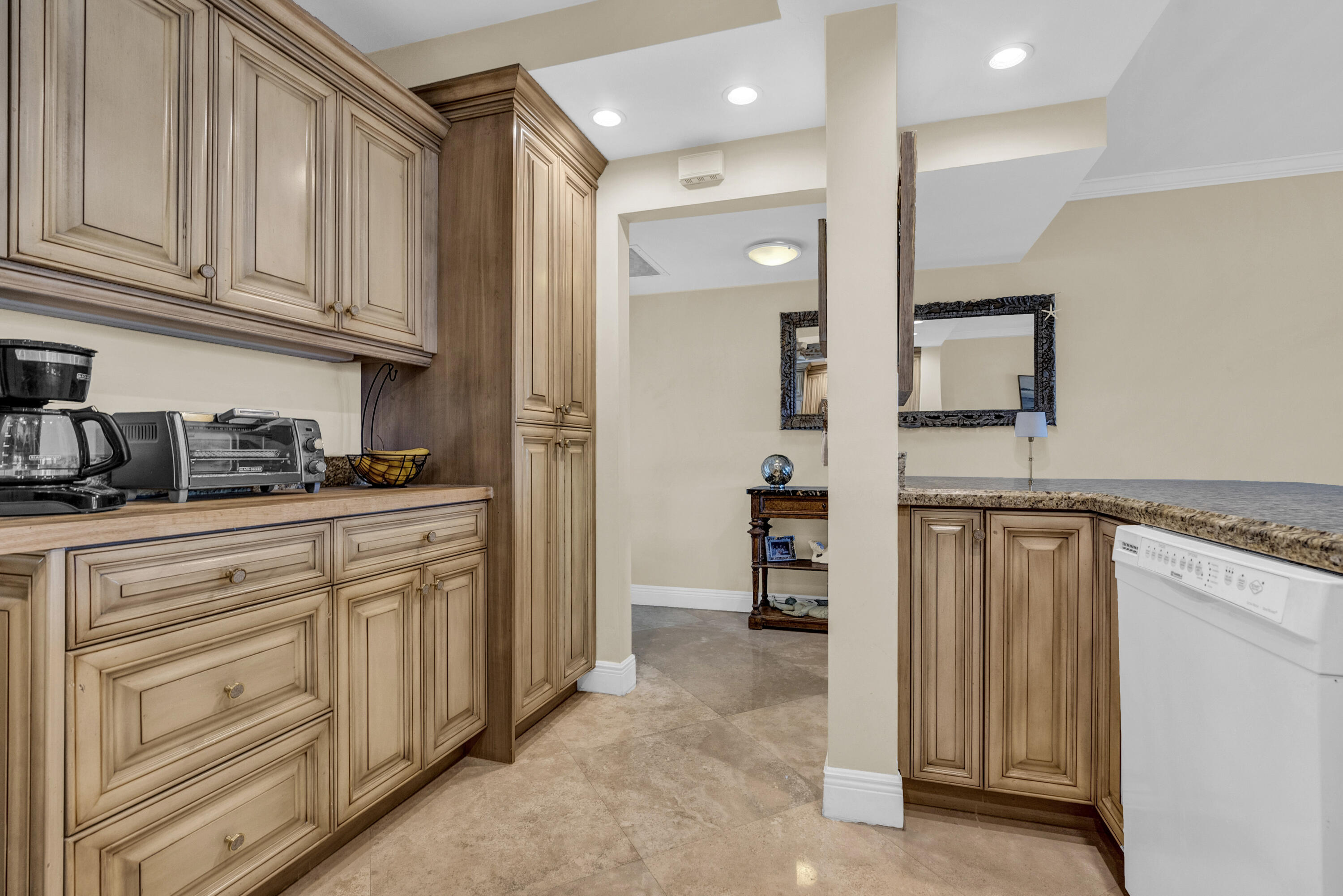 NO 1 PALM-AIRE AT CORAL KEY - Residential