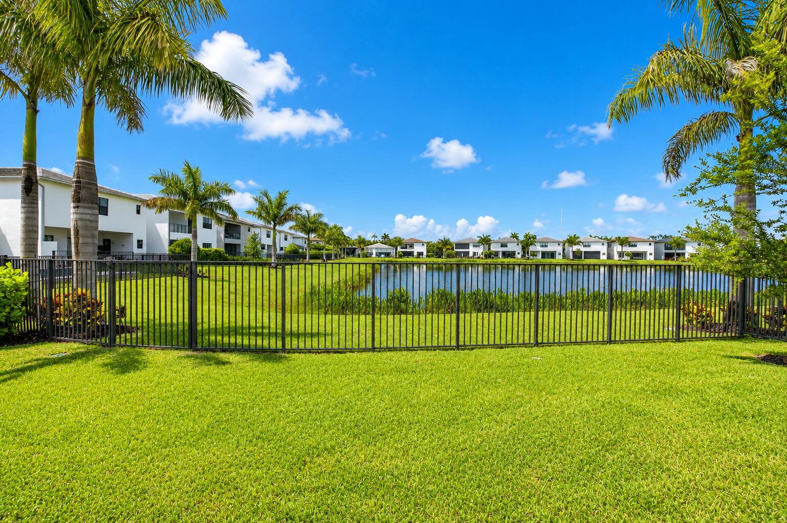 BOCA RATON GOLF COURSE PUD - Residential
