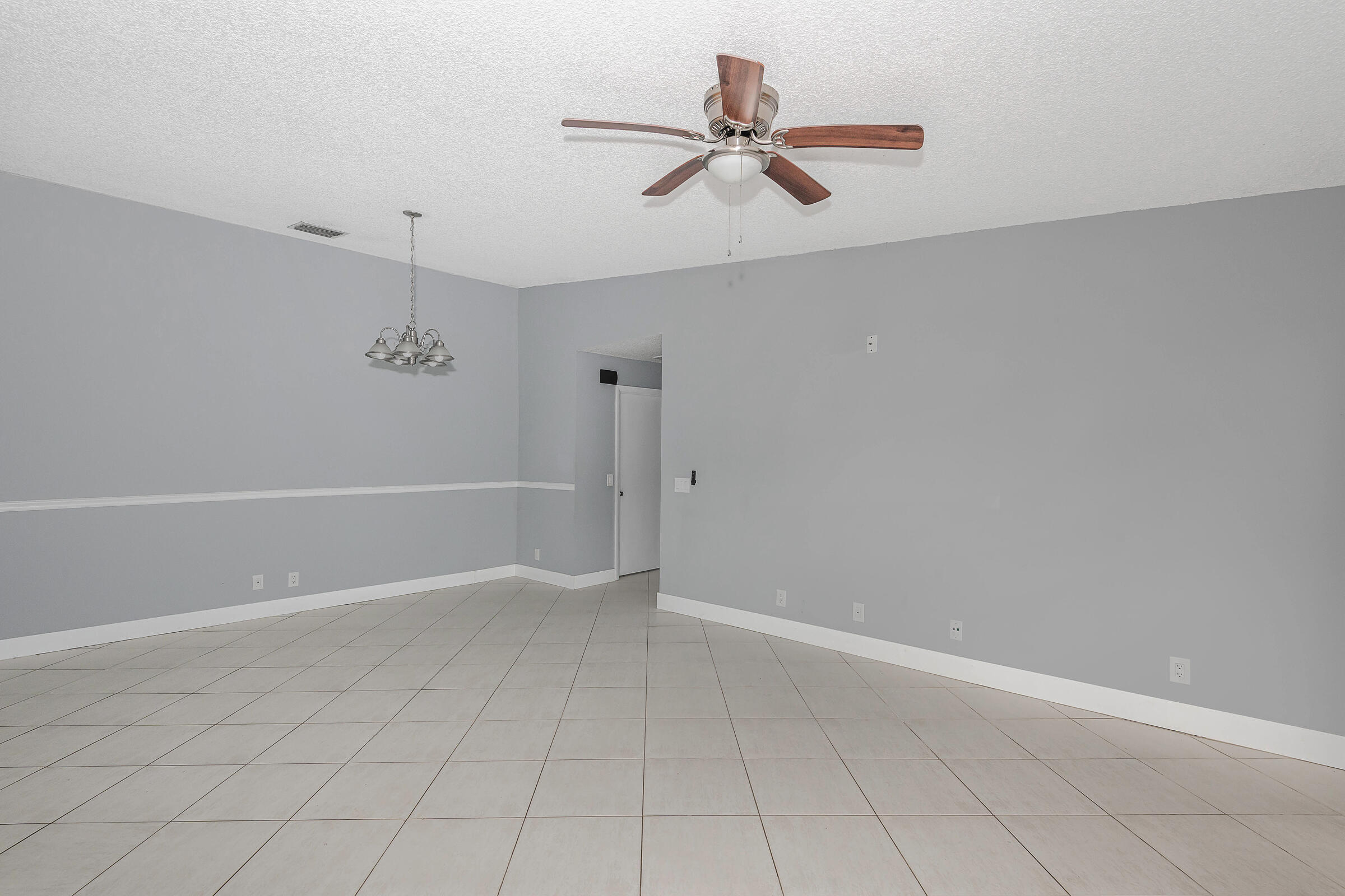 MEADOWS 300 1 - Residential