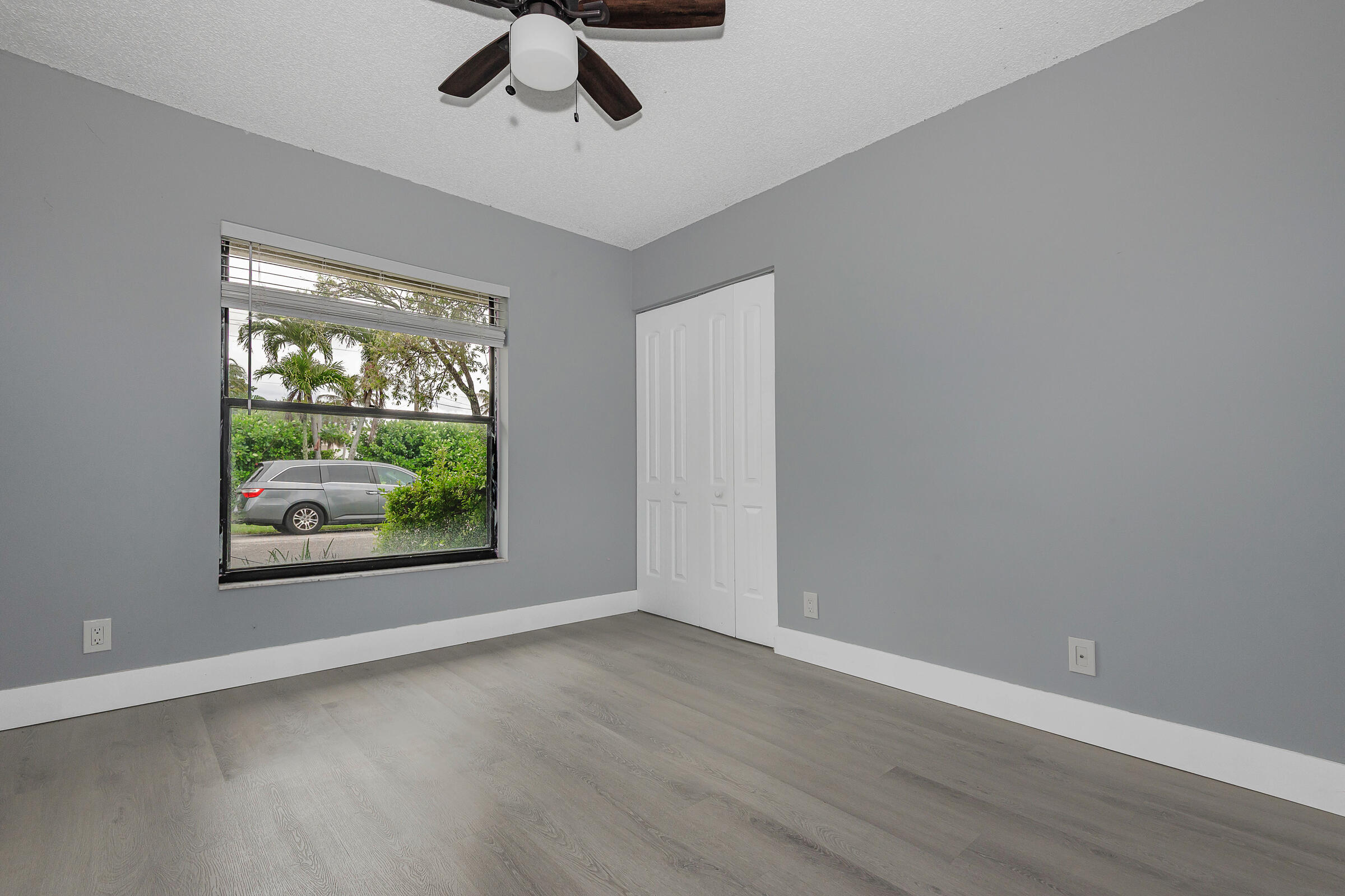 MEADOWS 300 1 - Residential