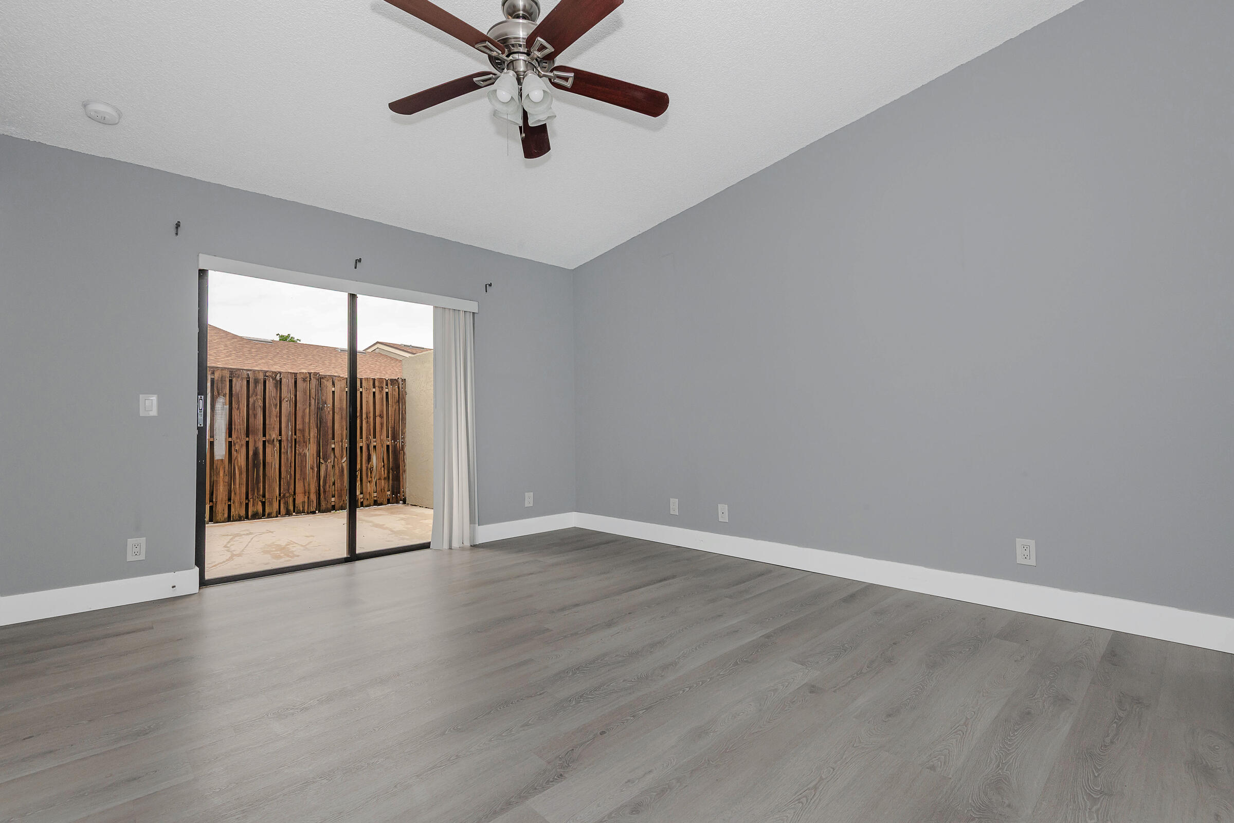 MEADOWS 300 1 - Residential