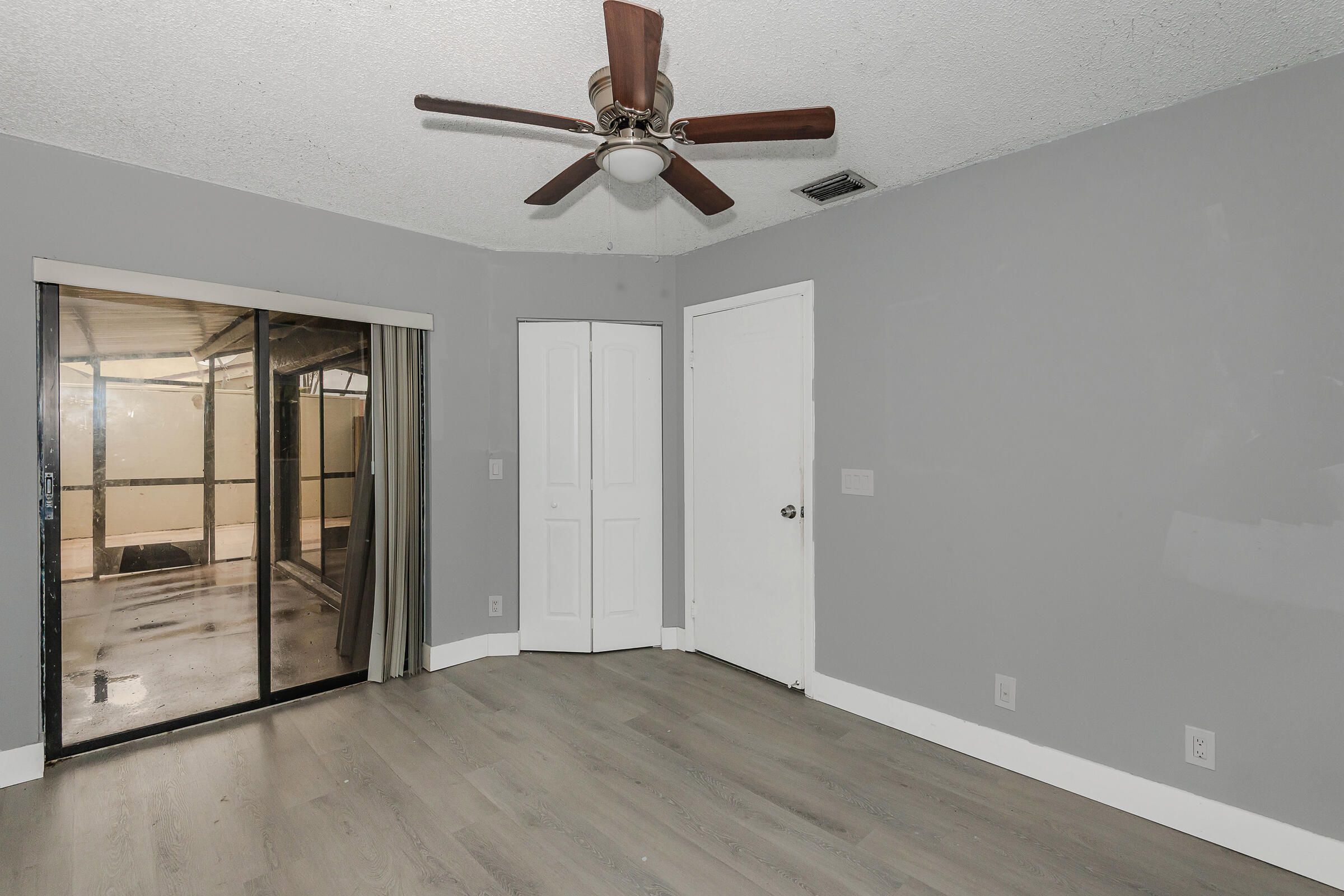 MEADOWS 300 1 - Residential