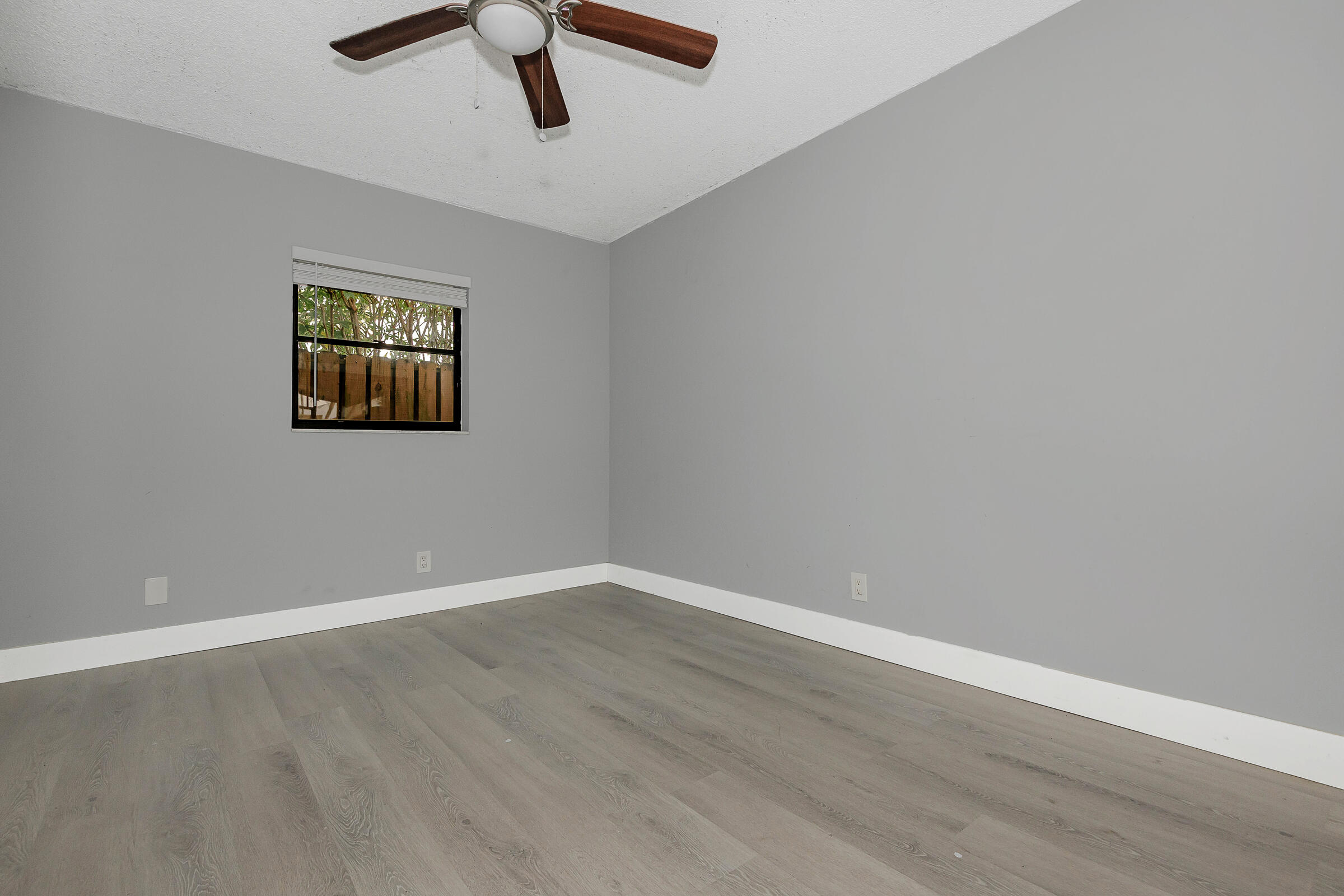 MEADOWS 300 1 - Residential