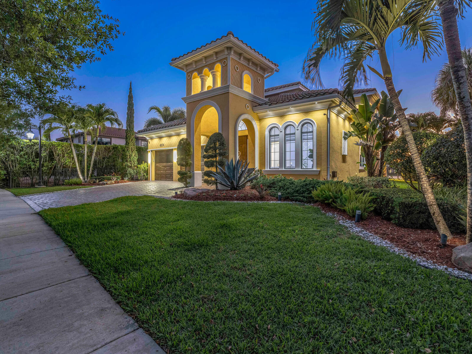 PARKLAND GOLF AND COUNTRY CLUB - Residential
