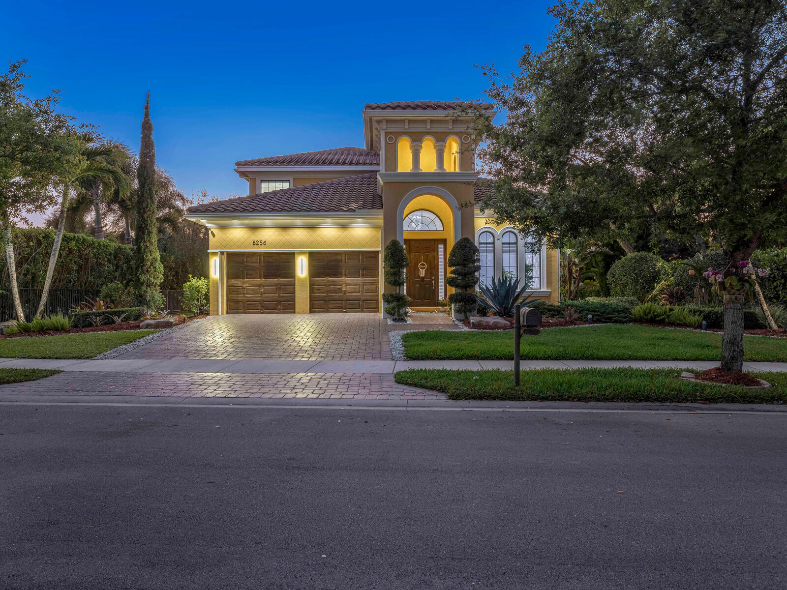 PARKLAND GOLF AND COUNTRY CLUB - Residential