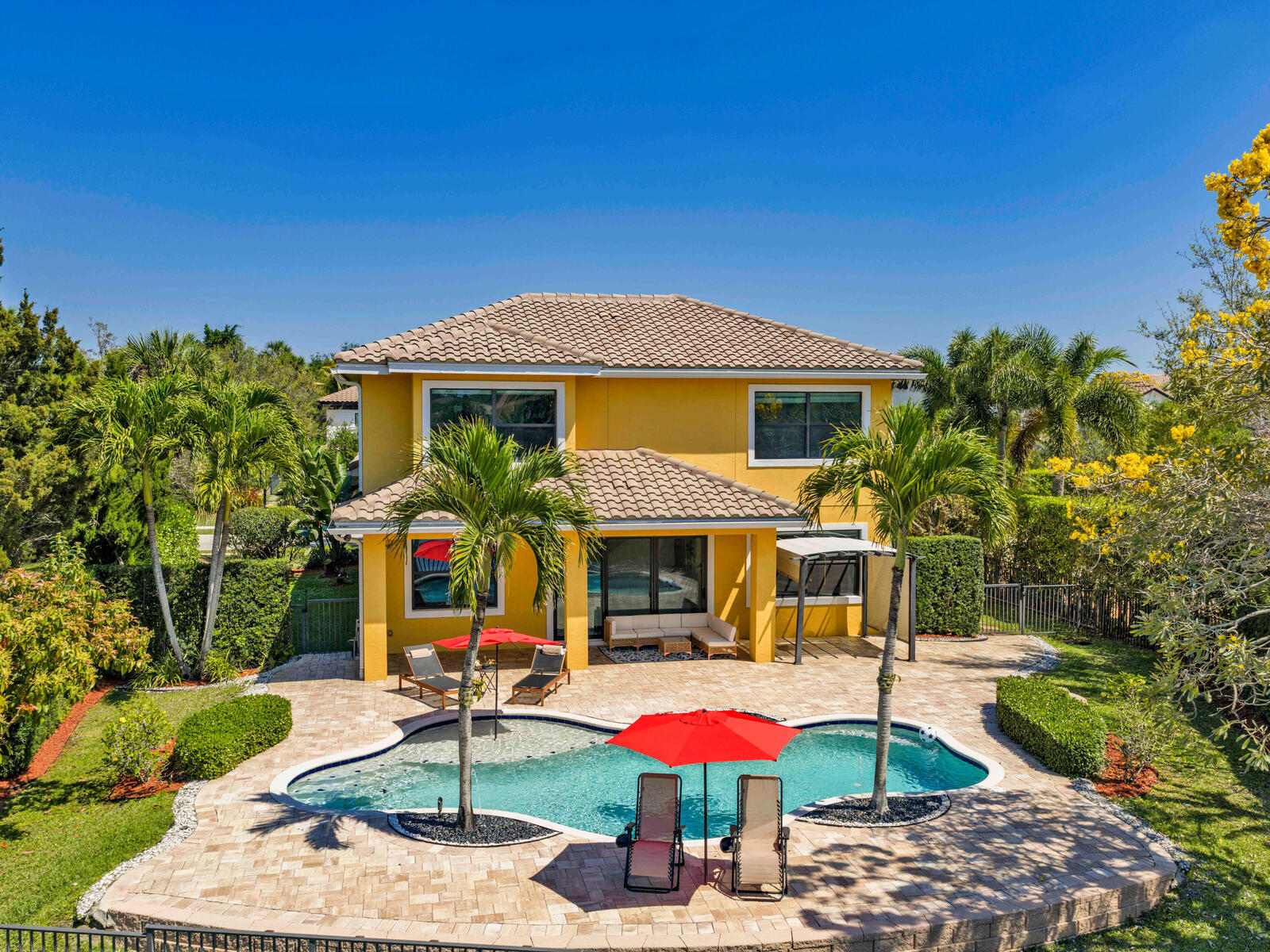 PARKLAND GOLF AND COUNTRY CLUB - Residential