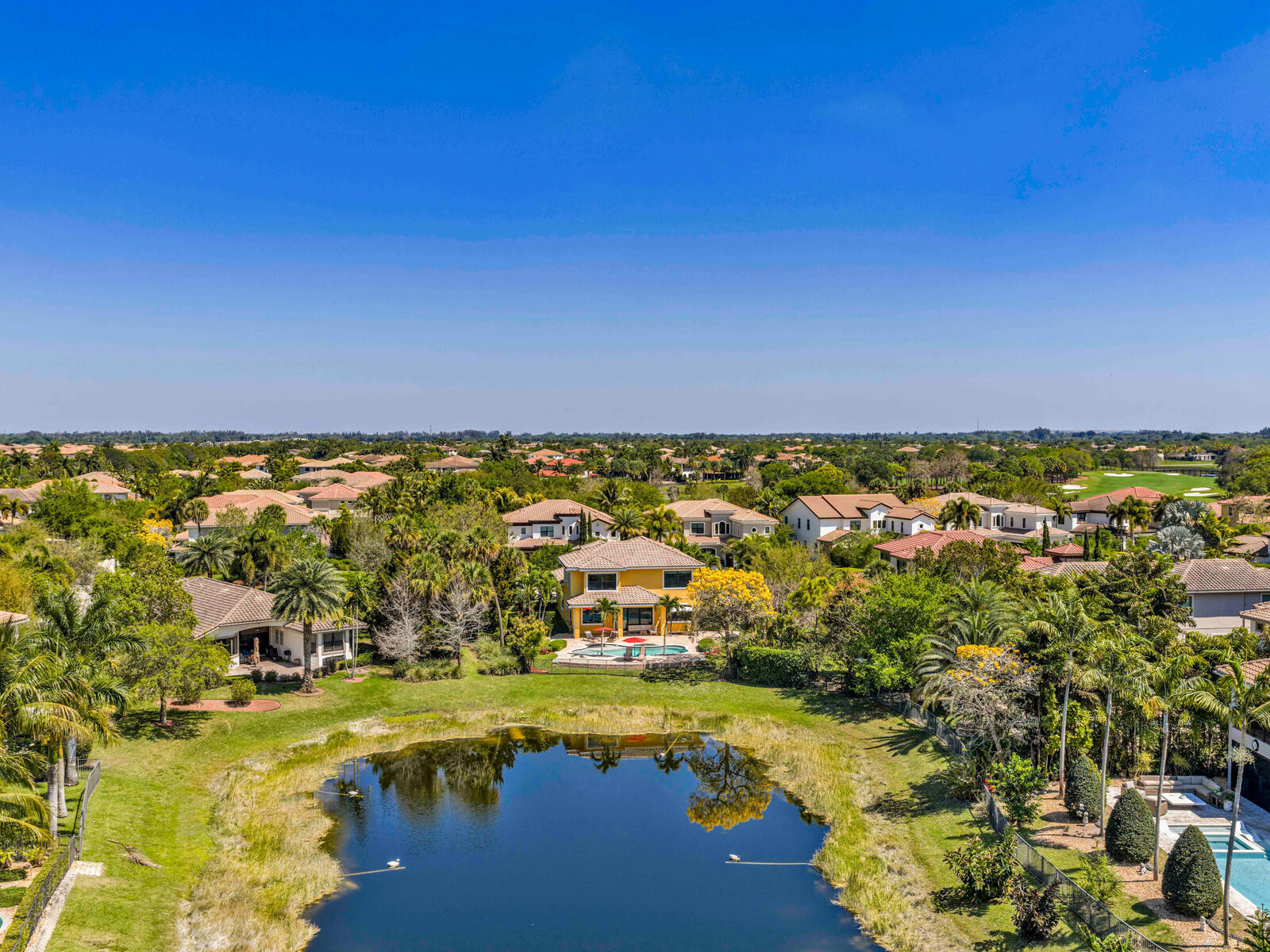 PARKLAND GOLF AND COUNTRY CLUB - Residential