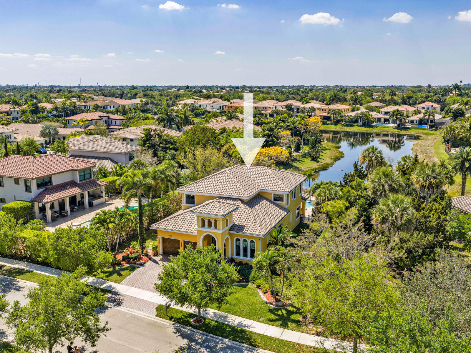 PARKLAND GOLF AND COUNTRY CLUB - Residential