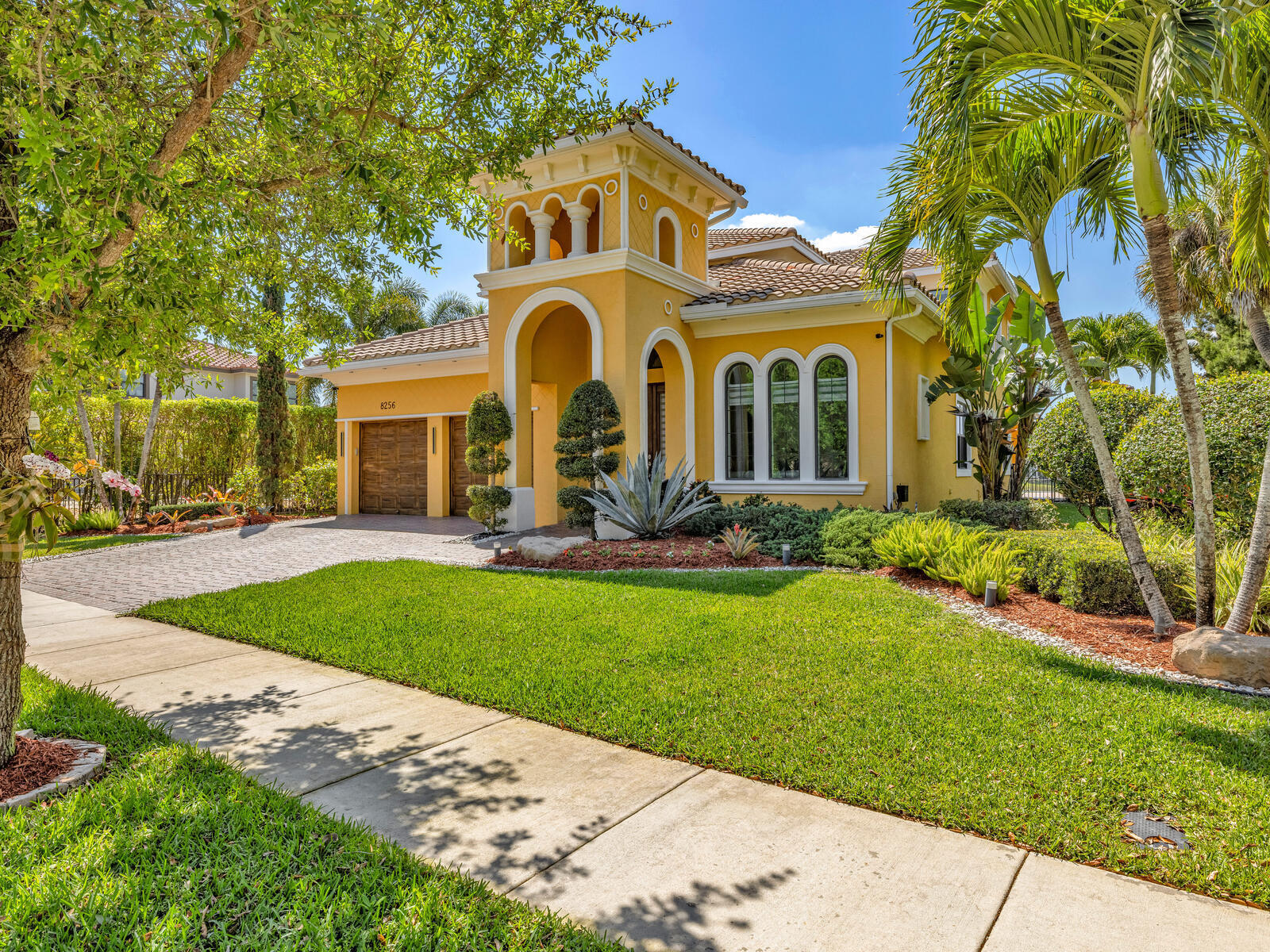 PARKLAND GOLF AND COUNTRY CLUB - Residential