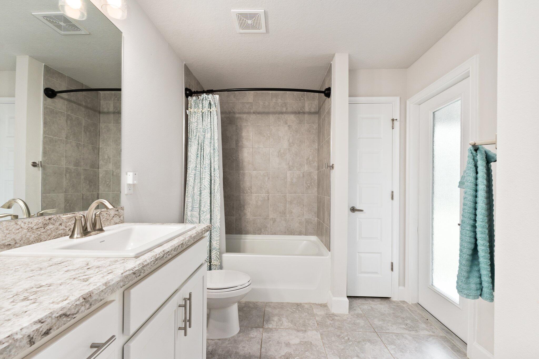 WATERSTONE PHASE THREE - Residential