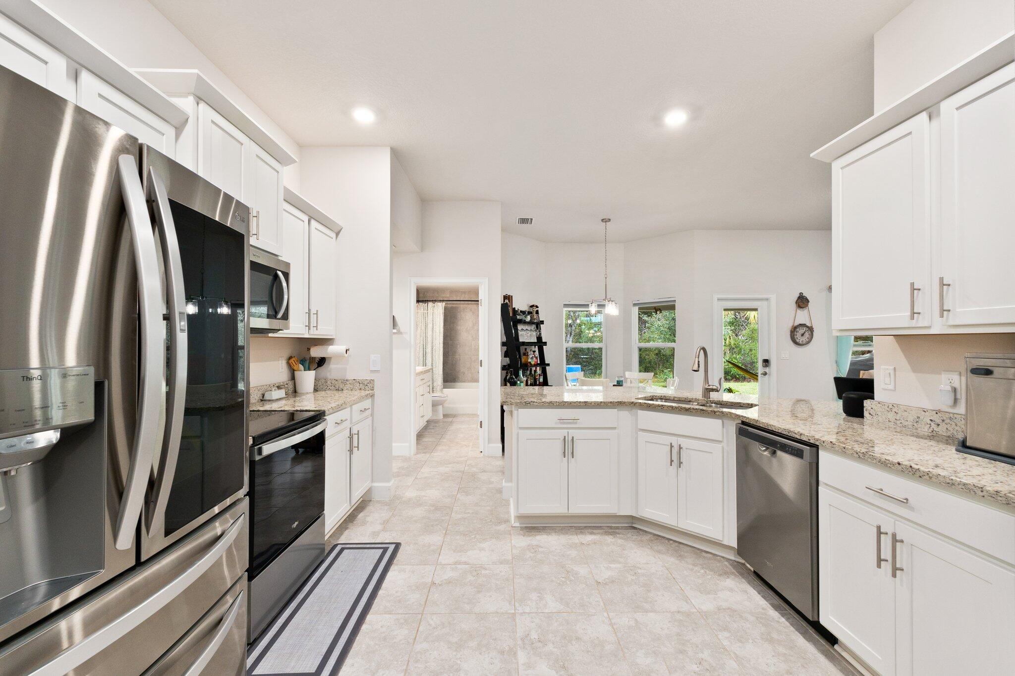 WATERSTONE PHASE THREE - Residential