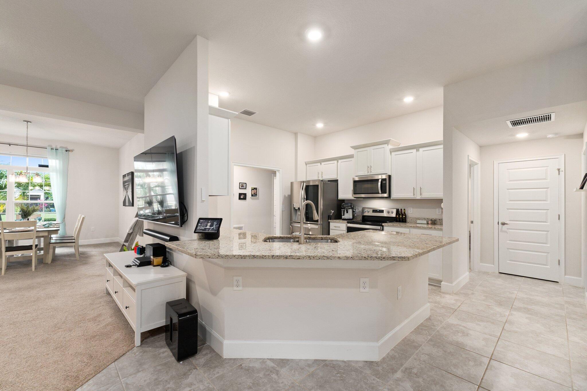 WATERSTONE PHASE THREE - Residential
