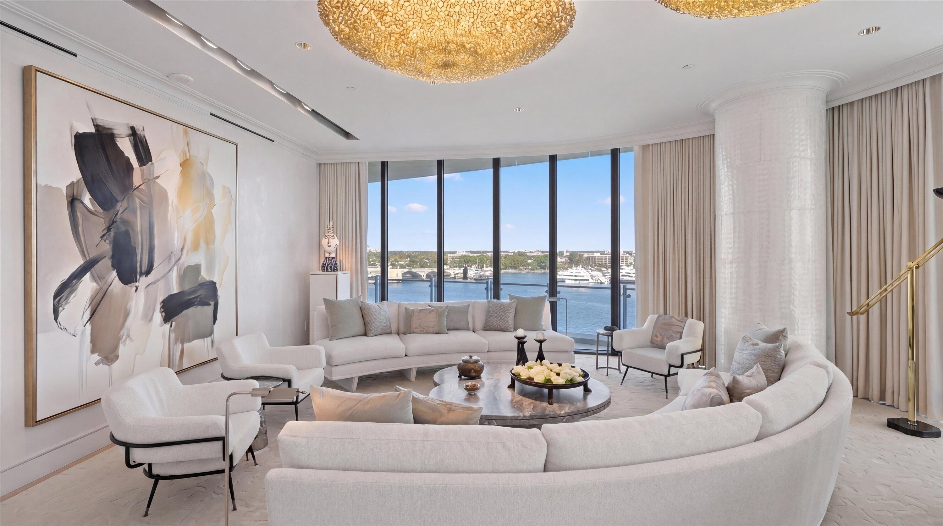 BRISTOL CONDO - Residential