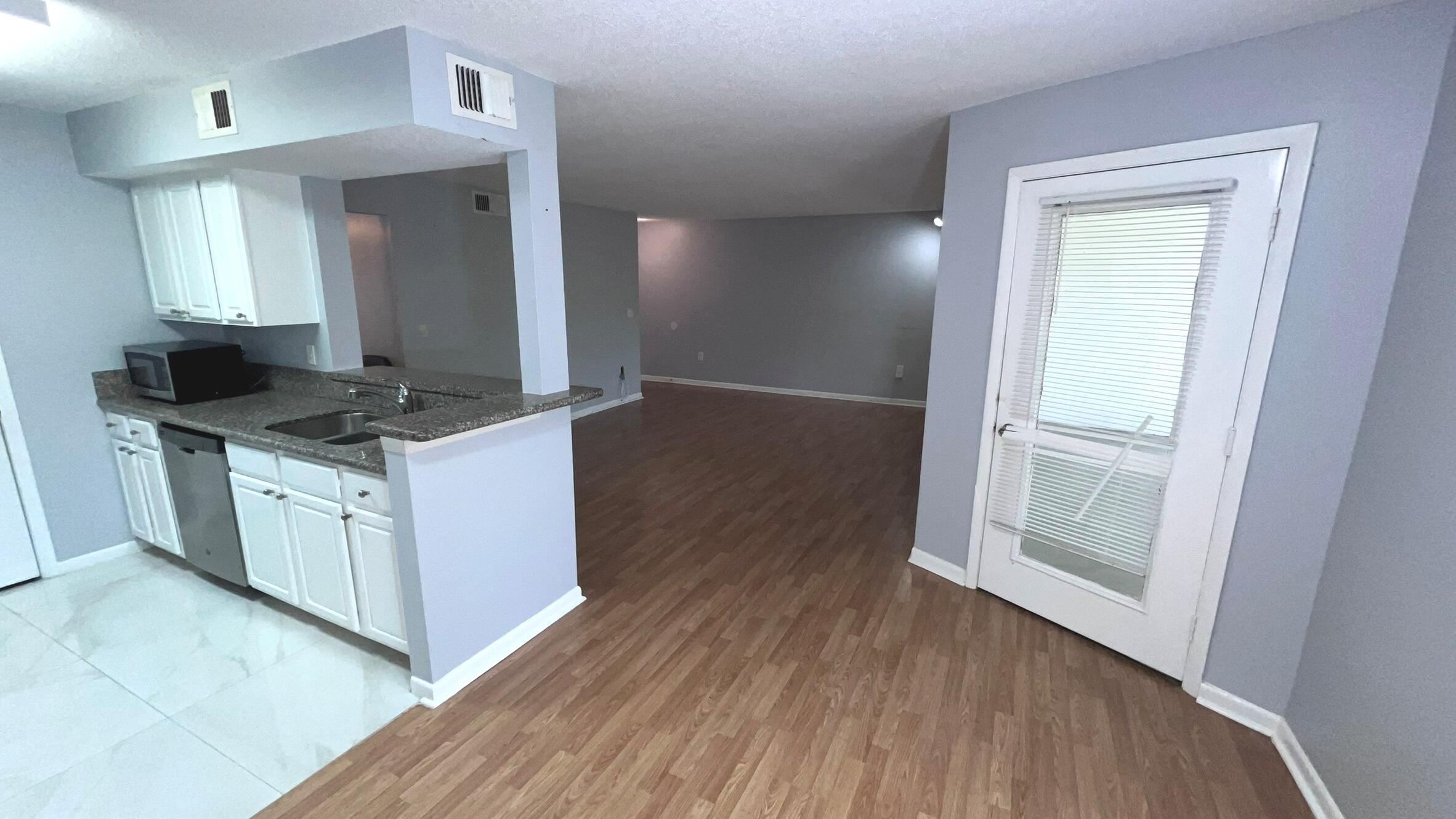 CASABLANCA ISLES CONDO - Residential Lease