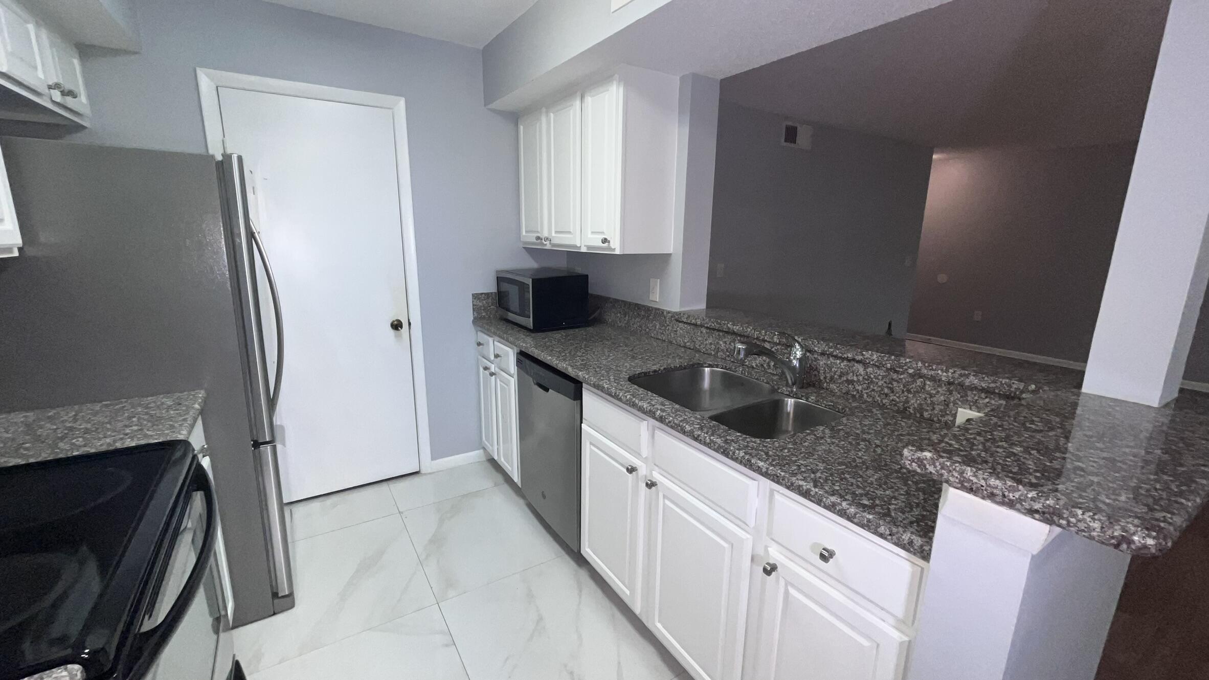 CASABLANCA ISLES CONDO - Residential Lease