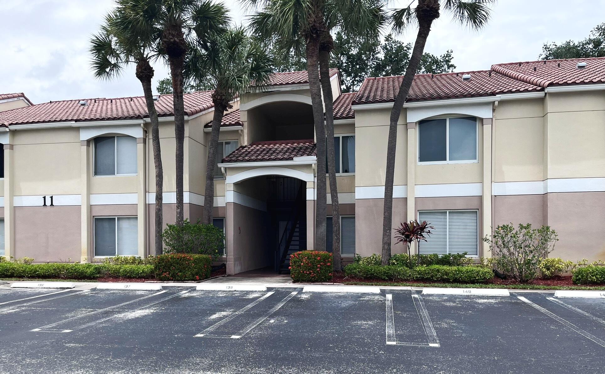 CASABLANCA ISLES CONDO - Residential Lease