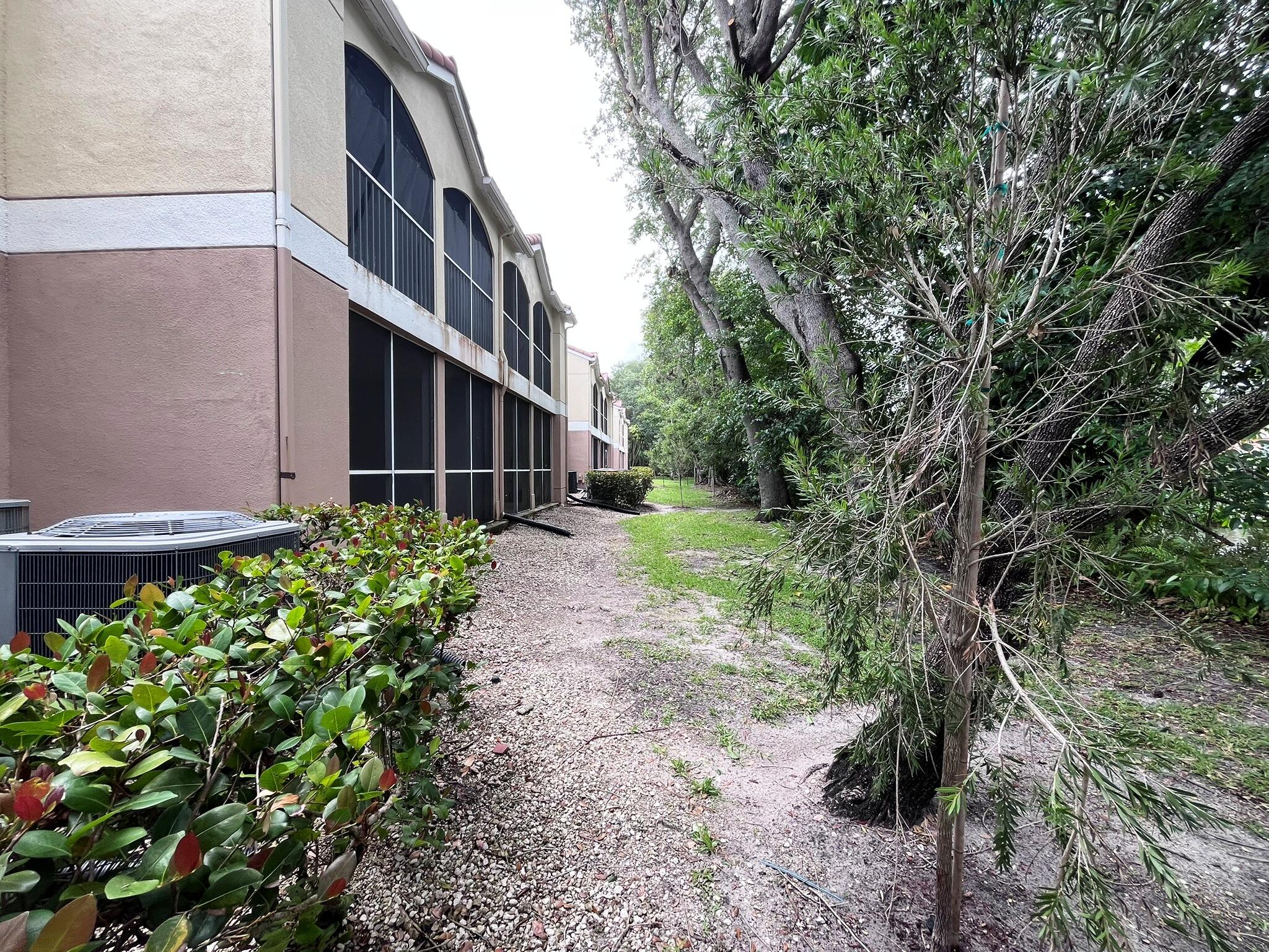 CASABLANCA ISLES CONDO - Residential Lease