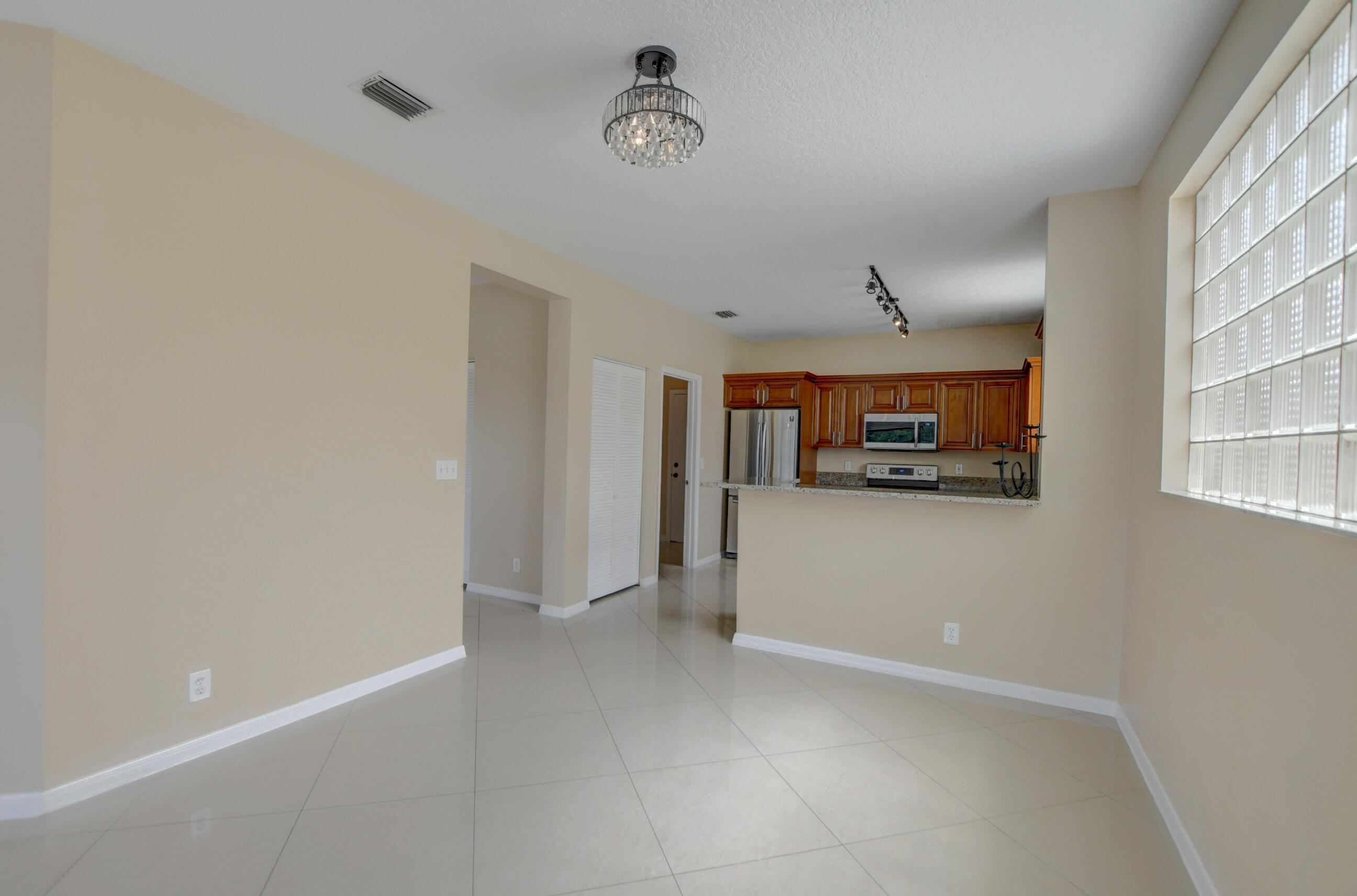 HARBOUR SPRINGS AT MISSION BAY - Residential Lease