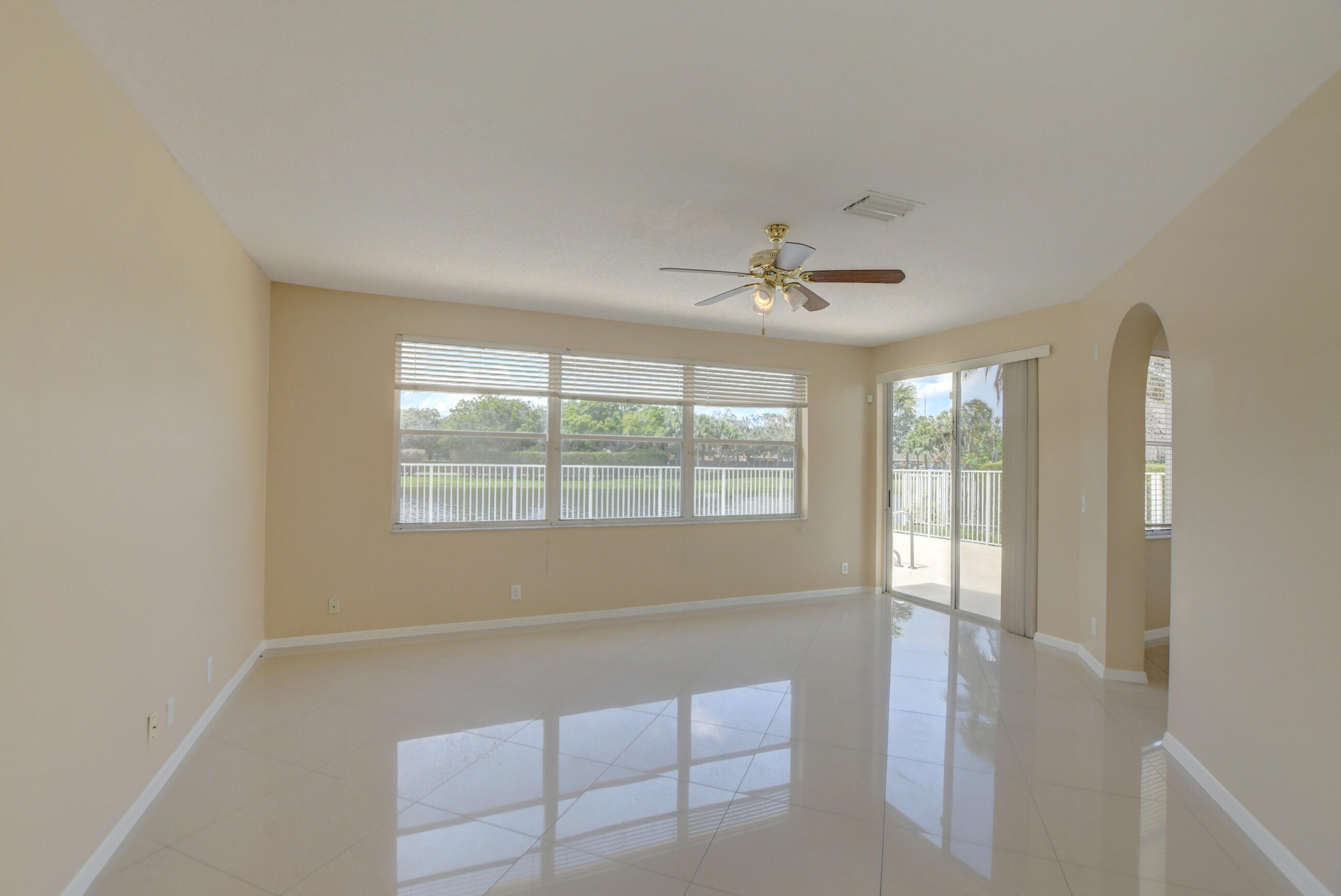 HARBOUR SPRINGS AT MISSION BAY - Residential Lease