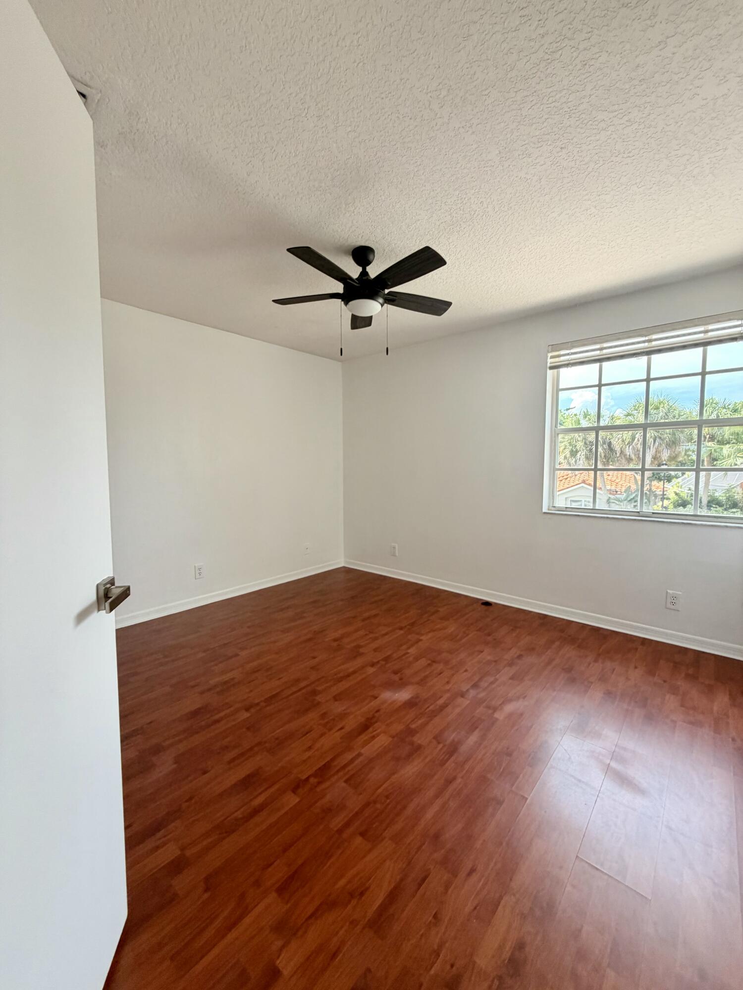 HARBOUR SPRINGS AT MISSION BAY - Residential Lease