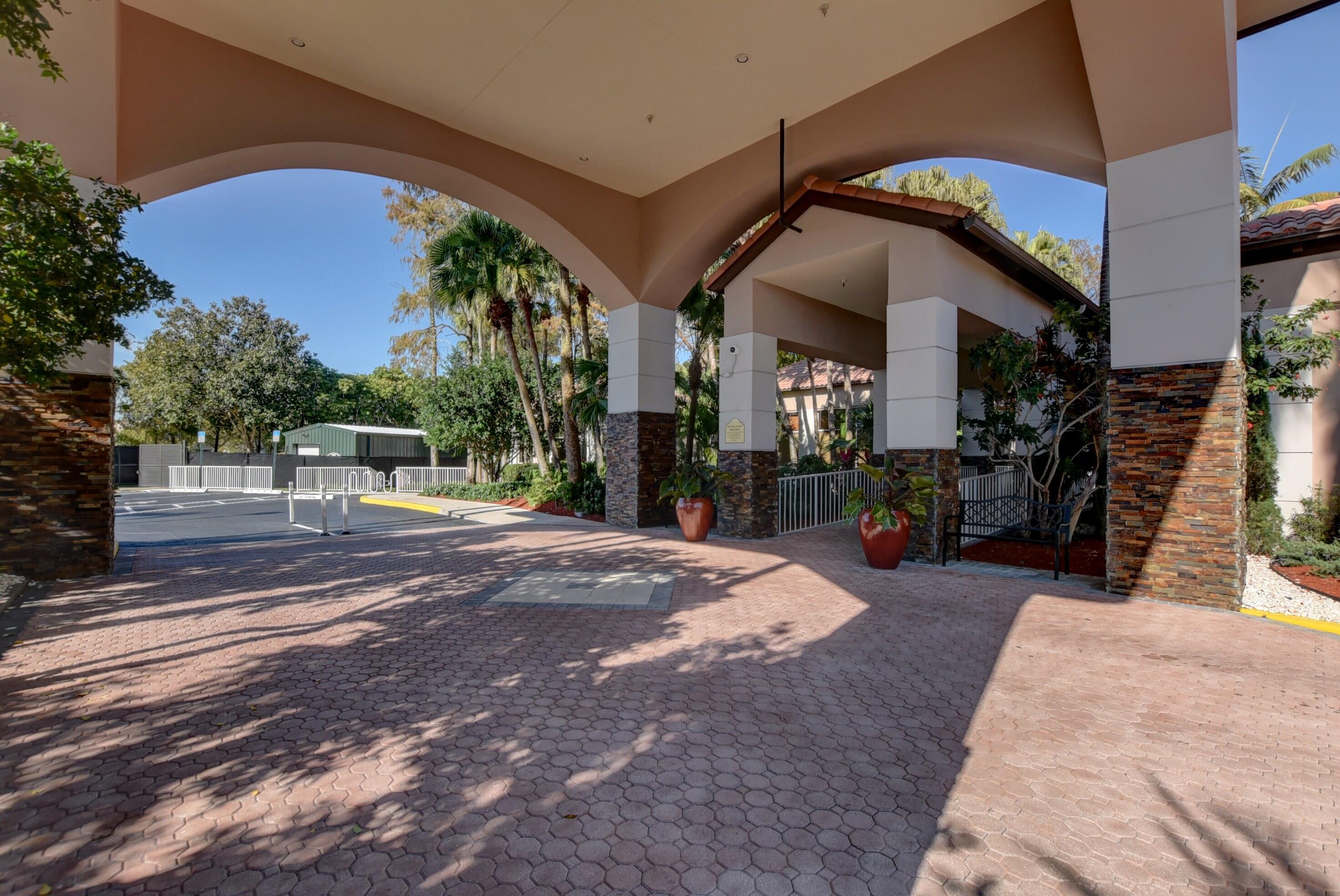 HARBOUR SPRINGS AT MISSION BAY - Residential Lease