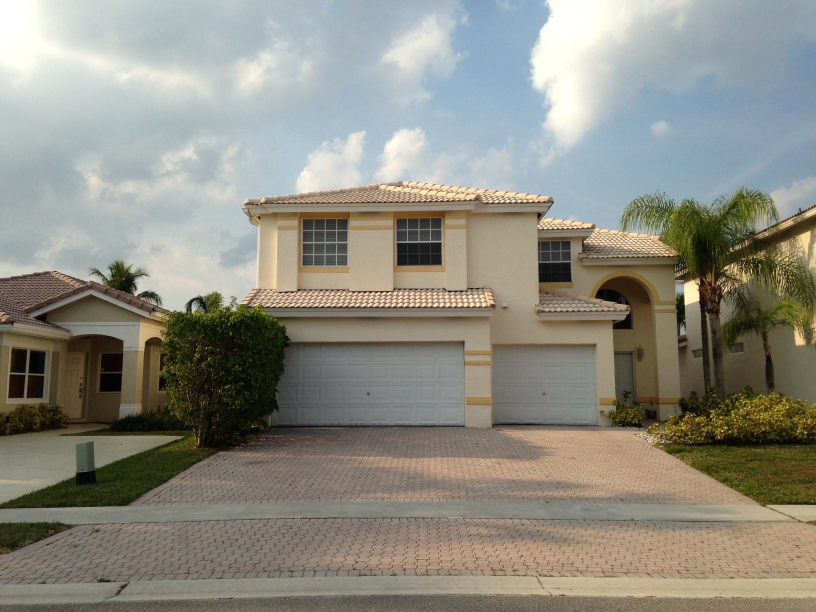 HARBOUR SPRINGS AT MISSION BAY - Residential Lease