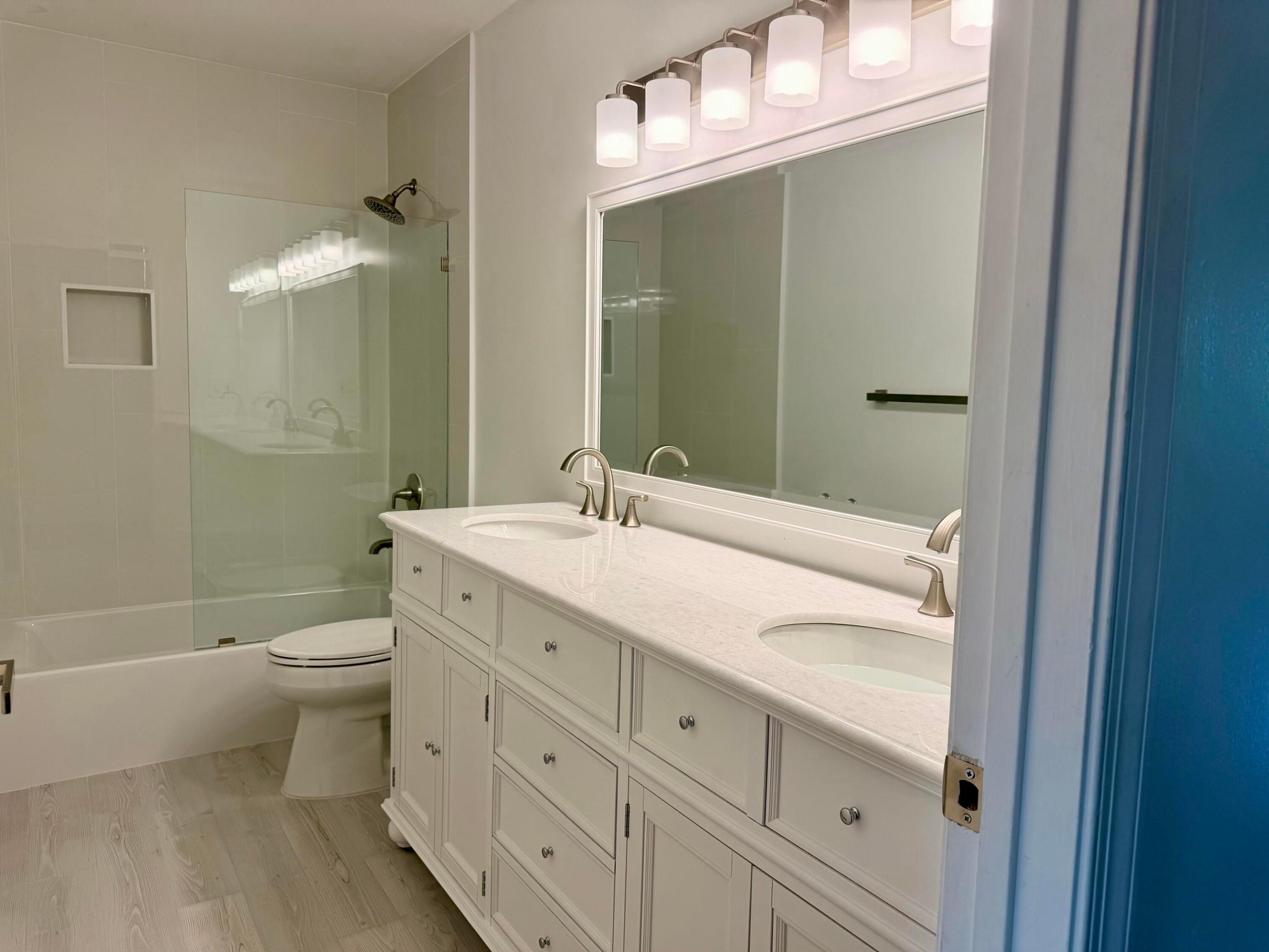 HARBOUR SPRINGS AT MISSION BAY - Residential Lease