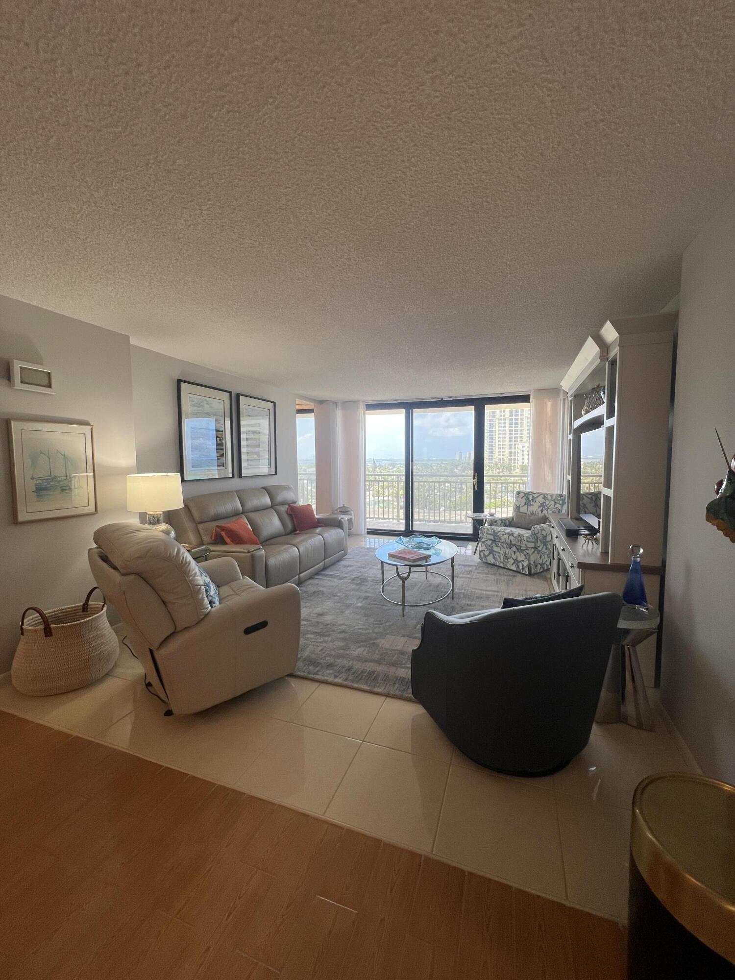 OCEANTREE CONDO - Residential
