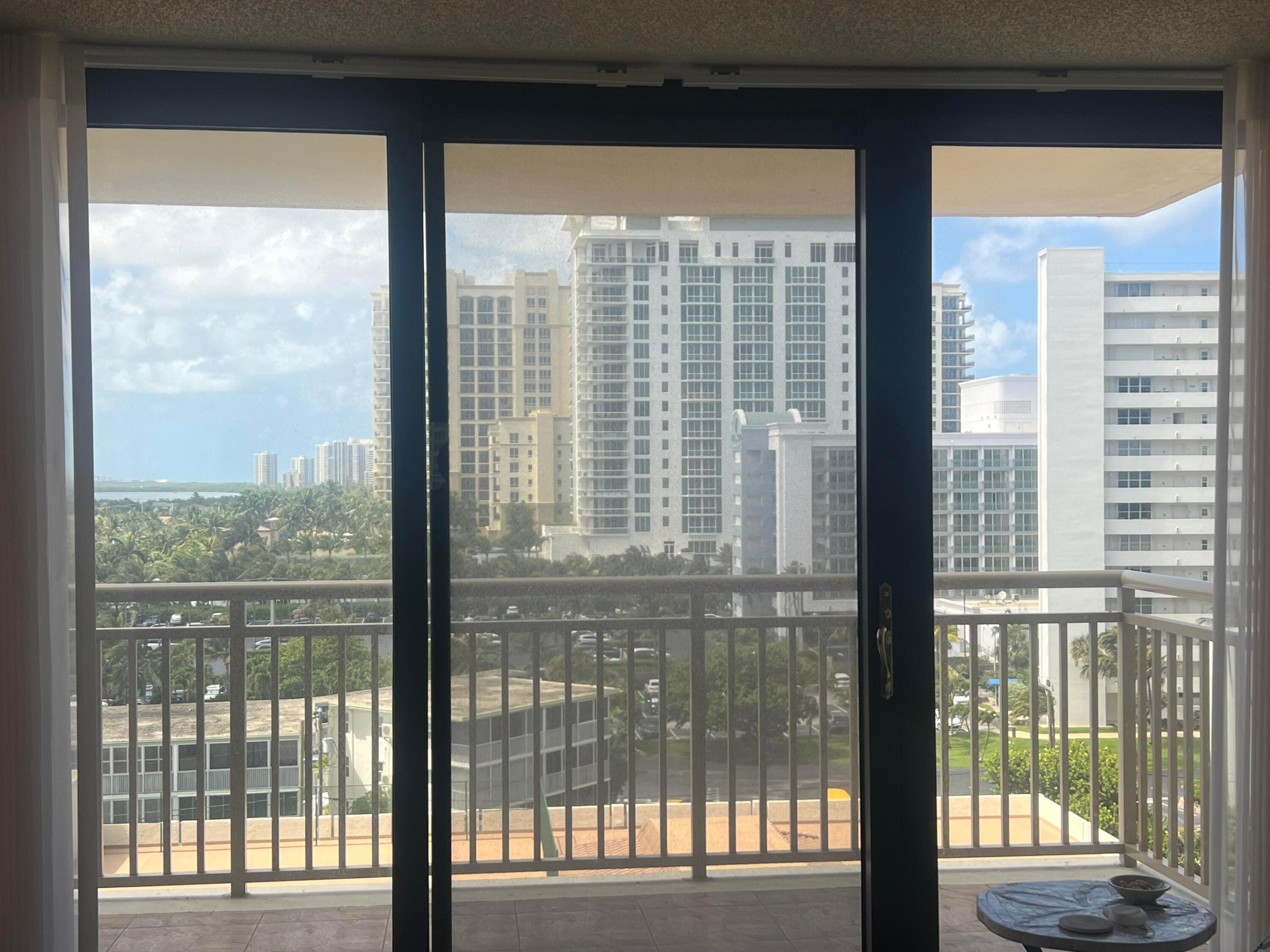 OCEANTREE CONDO - Residential
