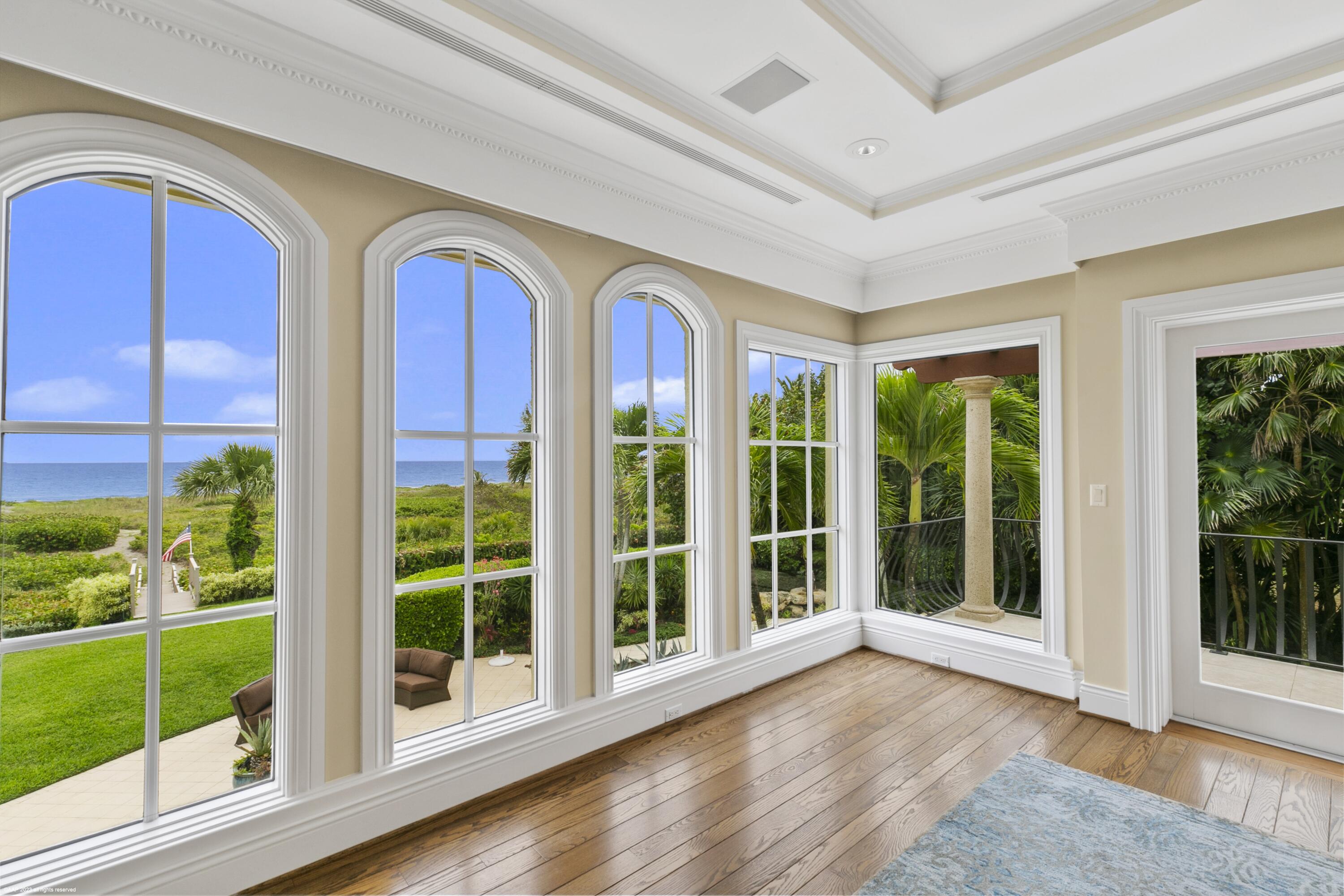 JUPITER ISLAND - Residential