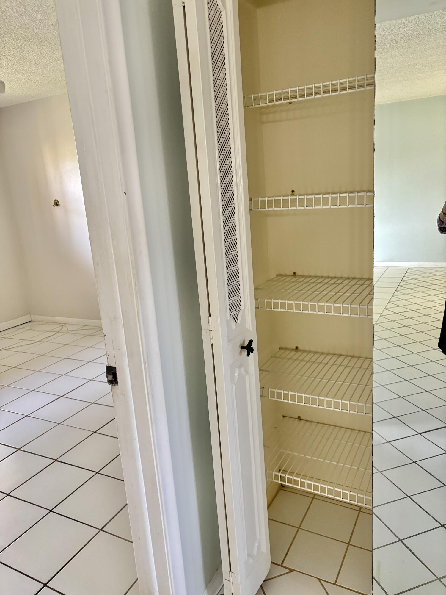 CENTURY VILLAGE / OXFORD CONDO - Residential