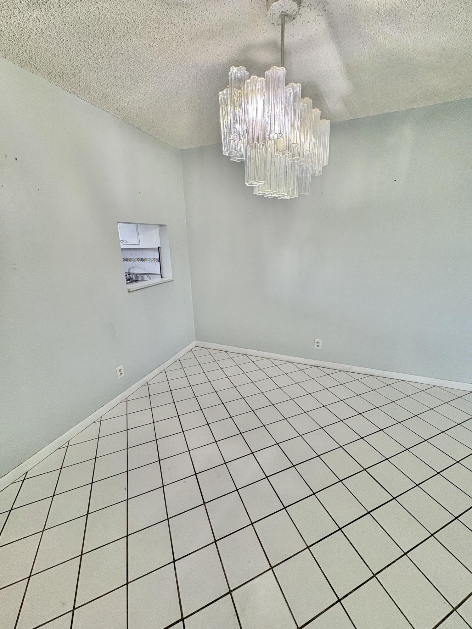 CENTURY VILLAGE / OXFORD CONDO - Residential