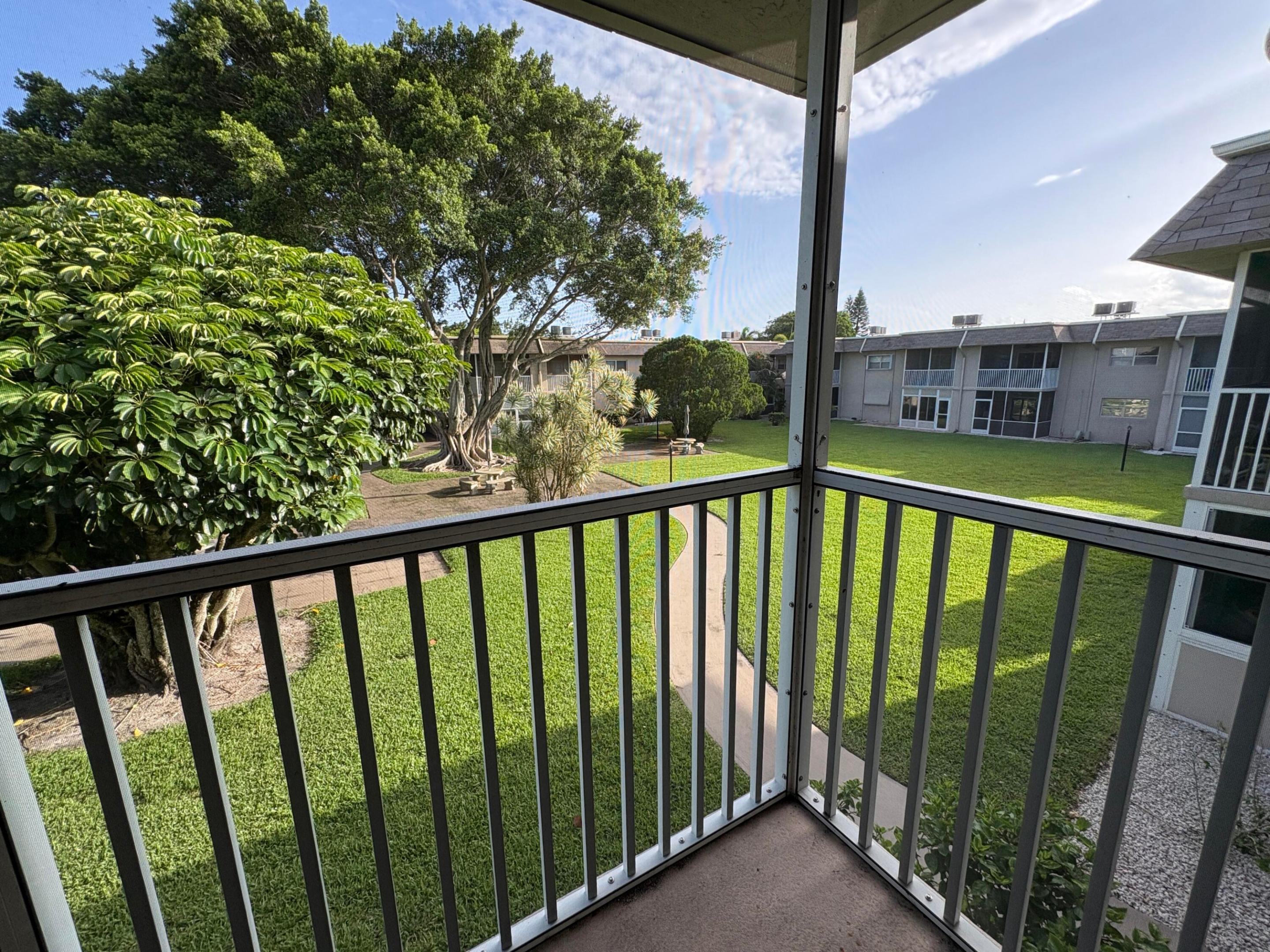 CENTURY VILLAGE / OXFORD CONDO - Residential