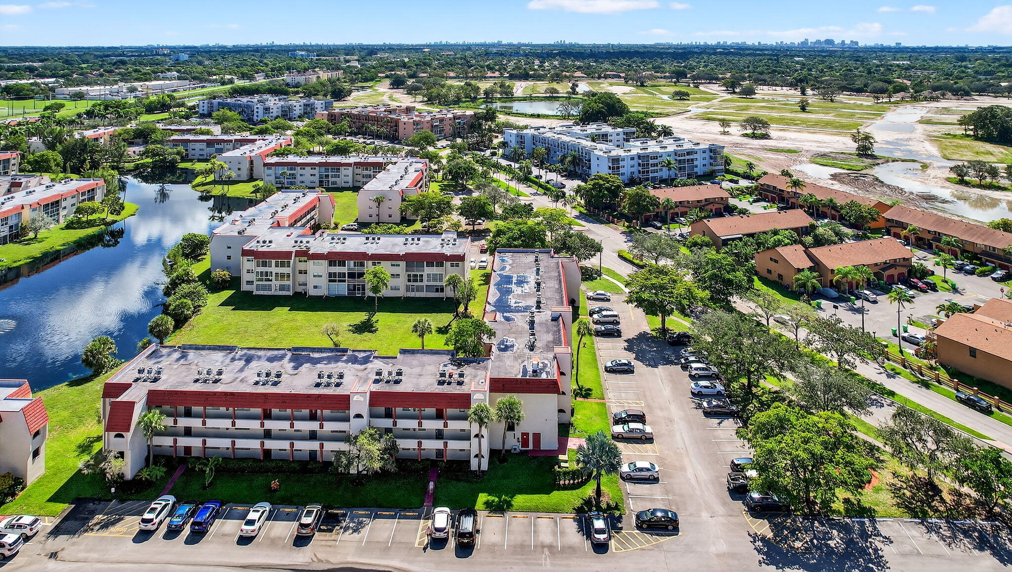 SUNRISE LAKES 18 CONDO - Residential