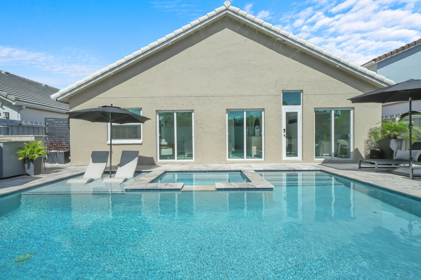 STONEBRIAR AT MAPLEWOOD - Residential