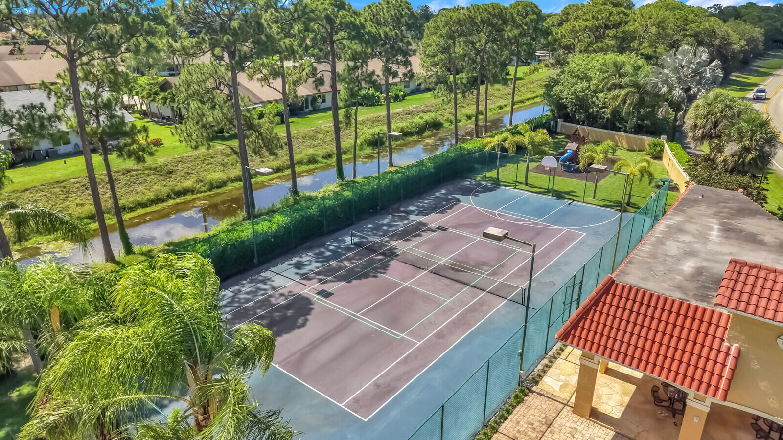 STONEBRIAR AT MAPLEWOOD - Residential